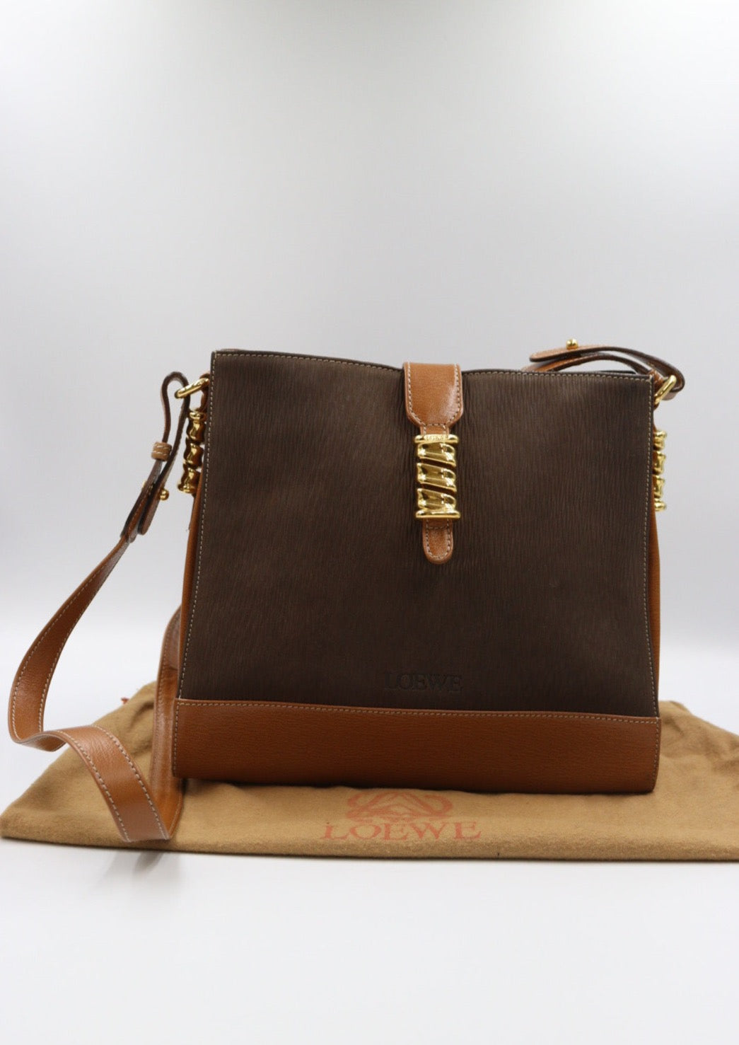 Loewe Shoulder Bag / Rank A