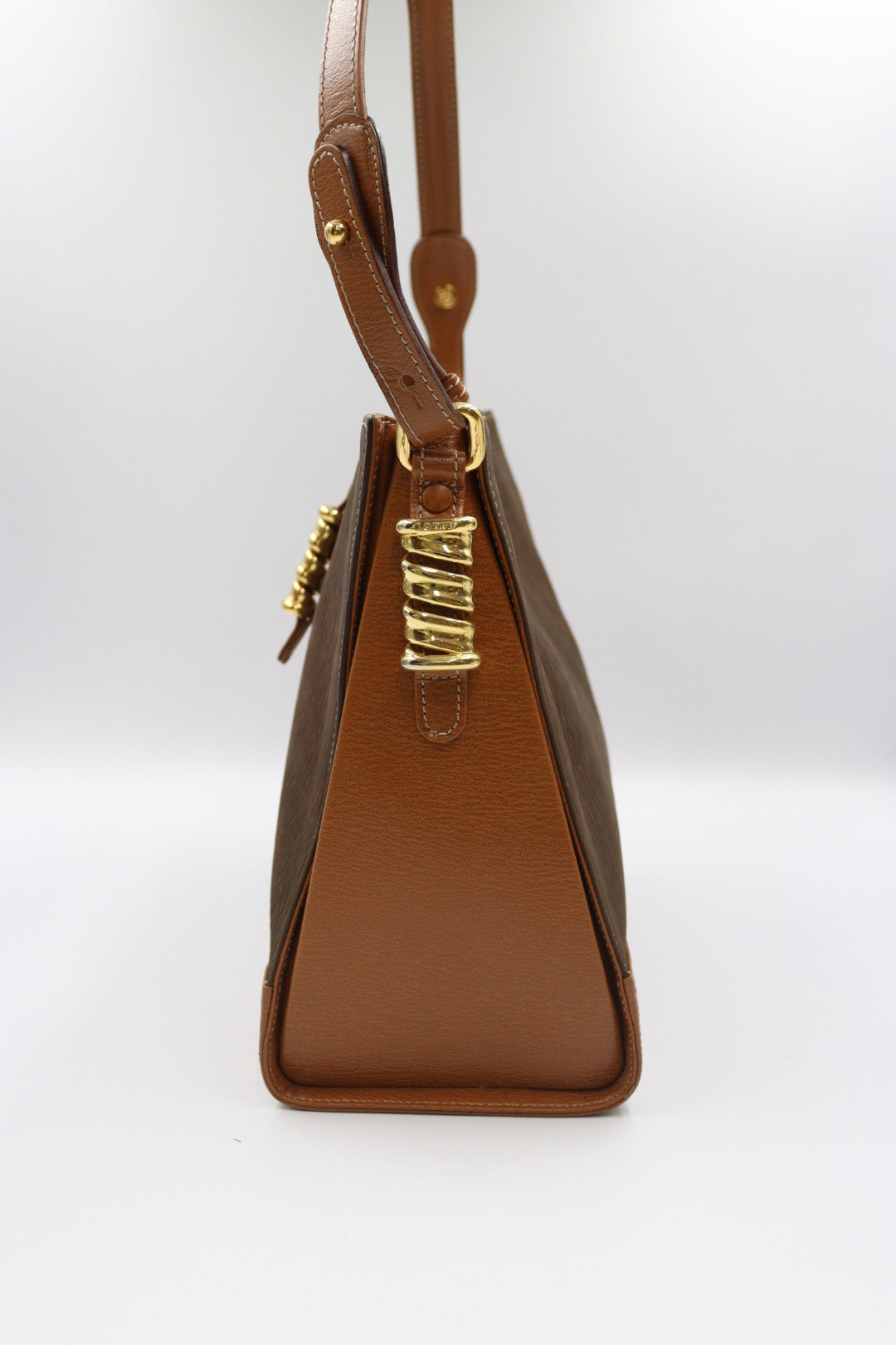 Loewe Shoulder Bag / Rank A