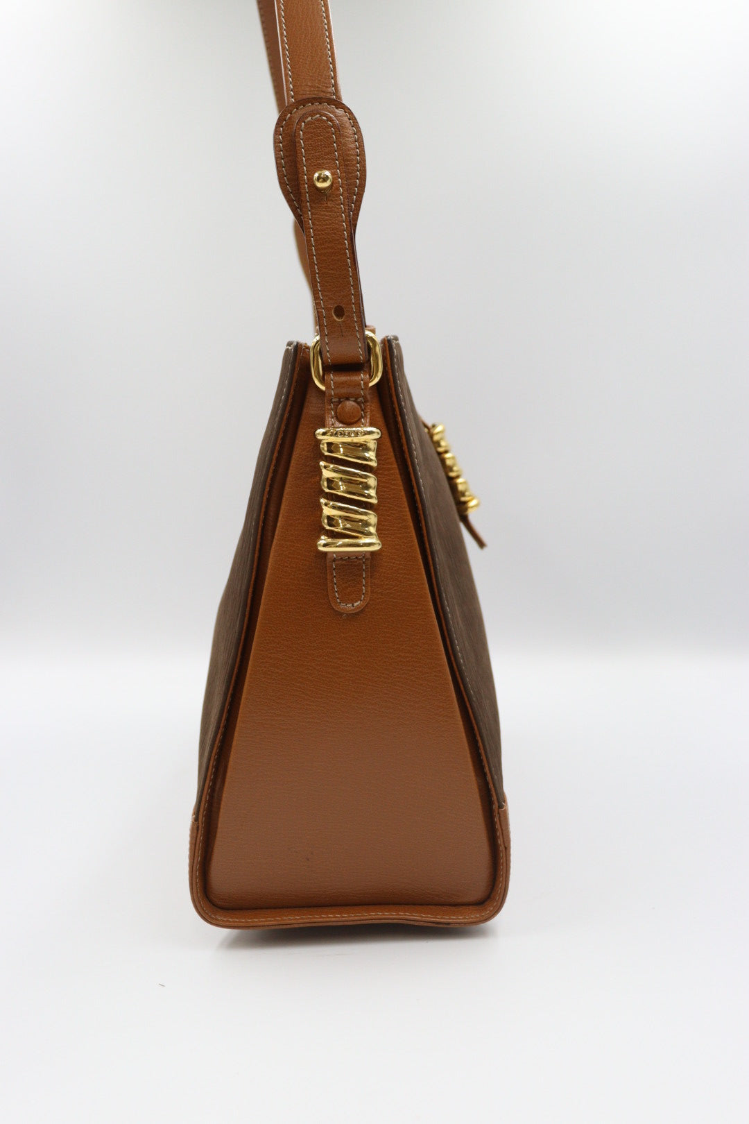 Loewe Shoulder Bag / Rank A