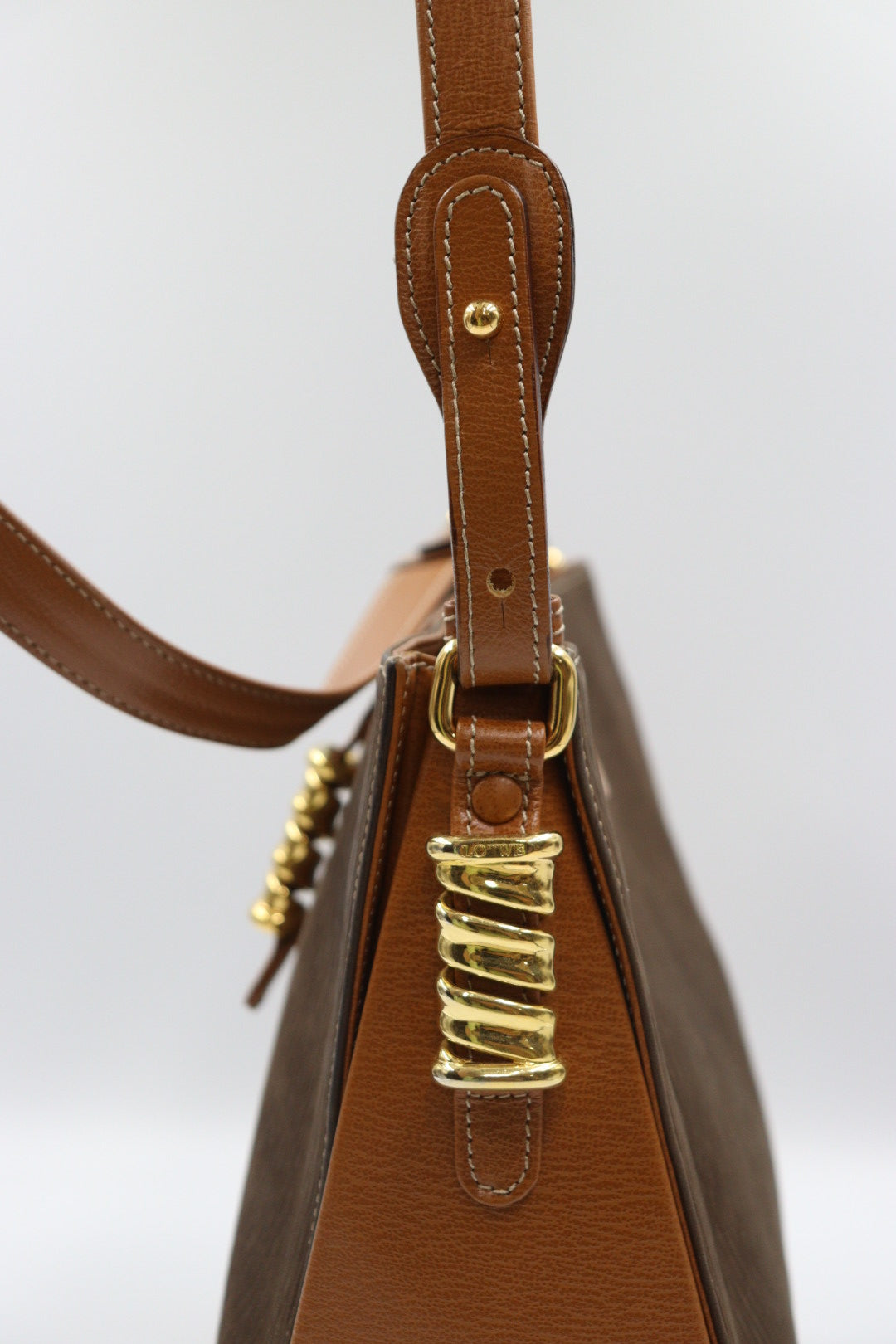 Loewe Shoulder Bag / Rank A
