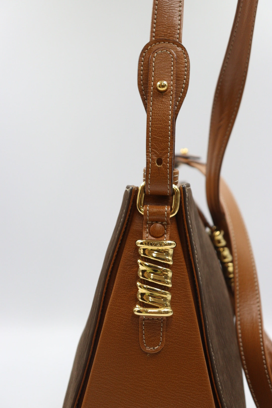 Loewe Shoulder Bag / Rank A
