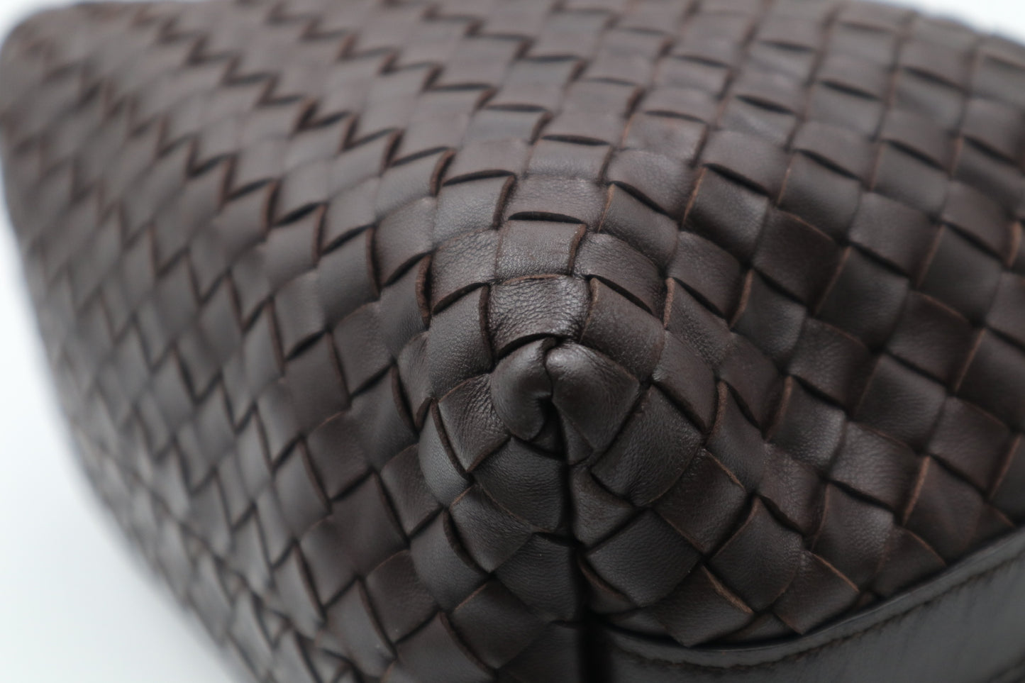 Bottega Veneta 飯盒包  / Rank A 25061201