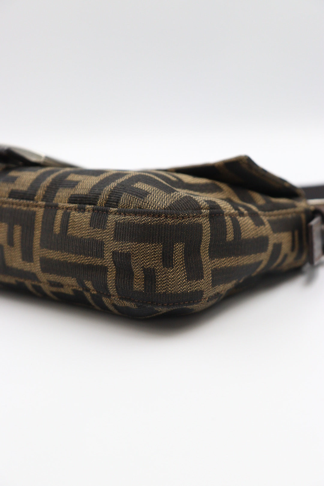 Fendi Zucca Baguette Shoulder Bag / Rank A