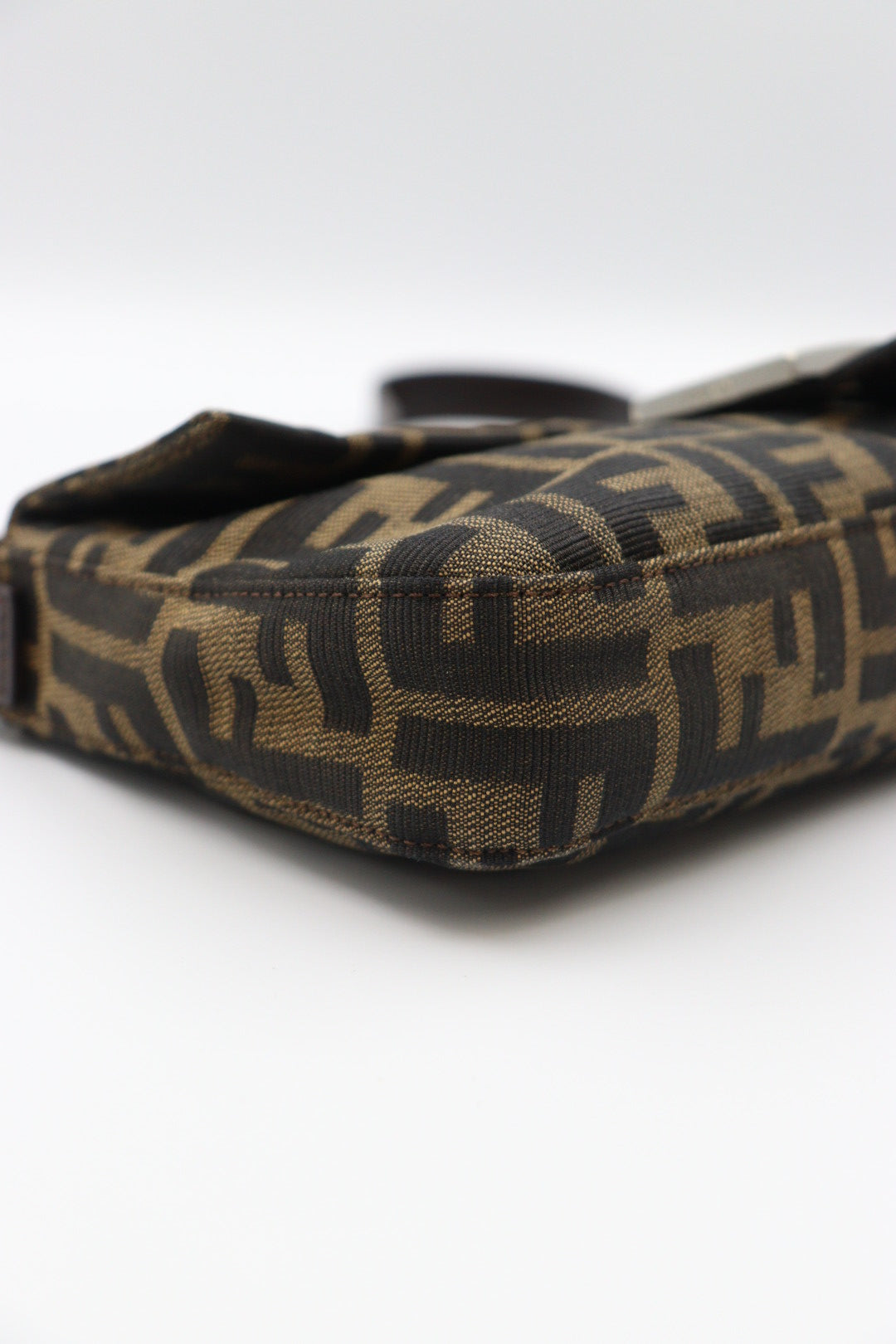 Fendi Zucca Baguette Shoulder Bag / Rank A