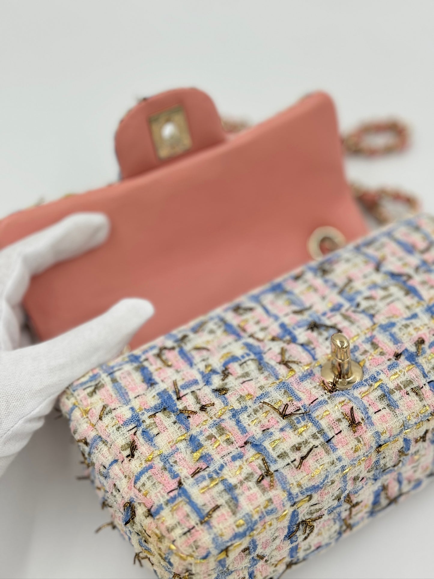 Chanel Mini CF 20cm 毛呢單肩口袋包 粉藍白 / Rank A  24072307