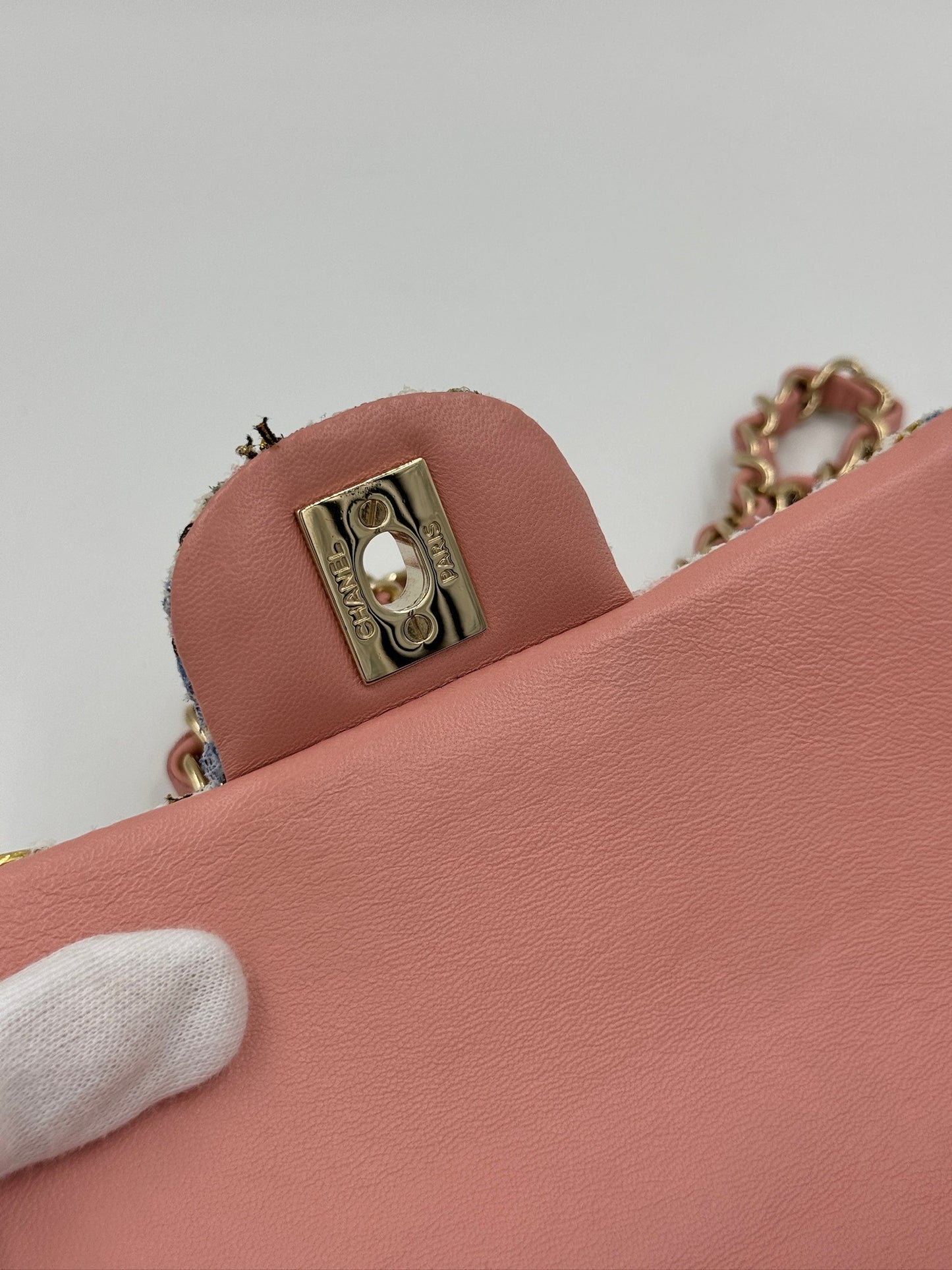 Chanel Mini CF 20cm 毛呢單肩口袋包 粉藍白 / Rank A  24072307