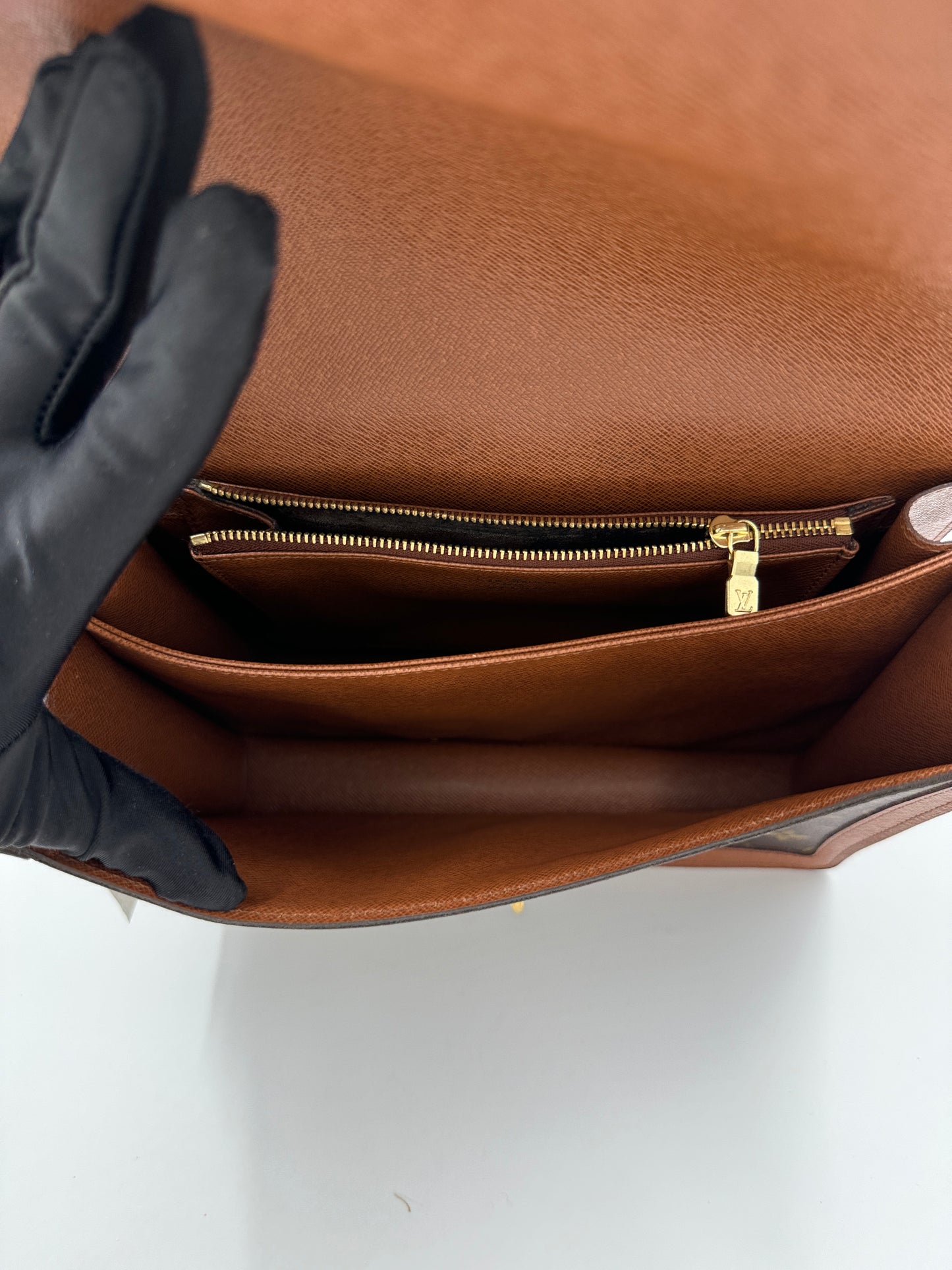 Louis Vuitton Raspail 紅皮達芙妮 M51372  / Rank A 24072016