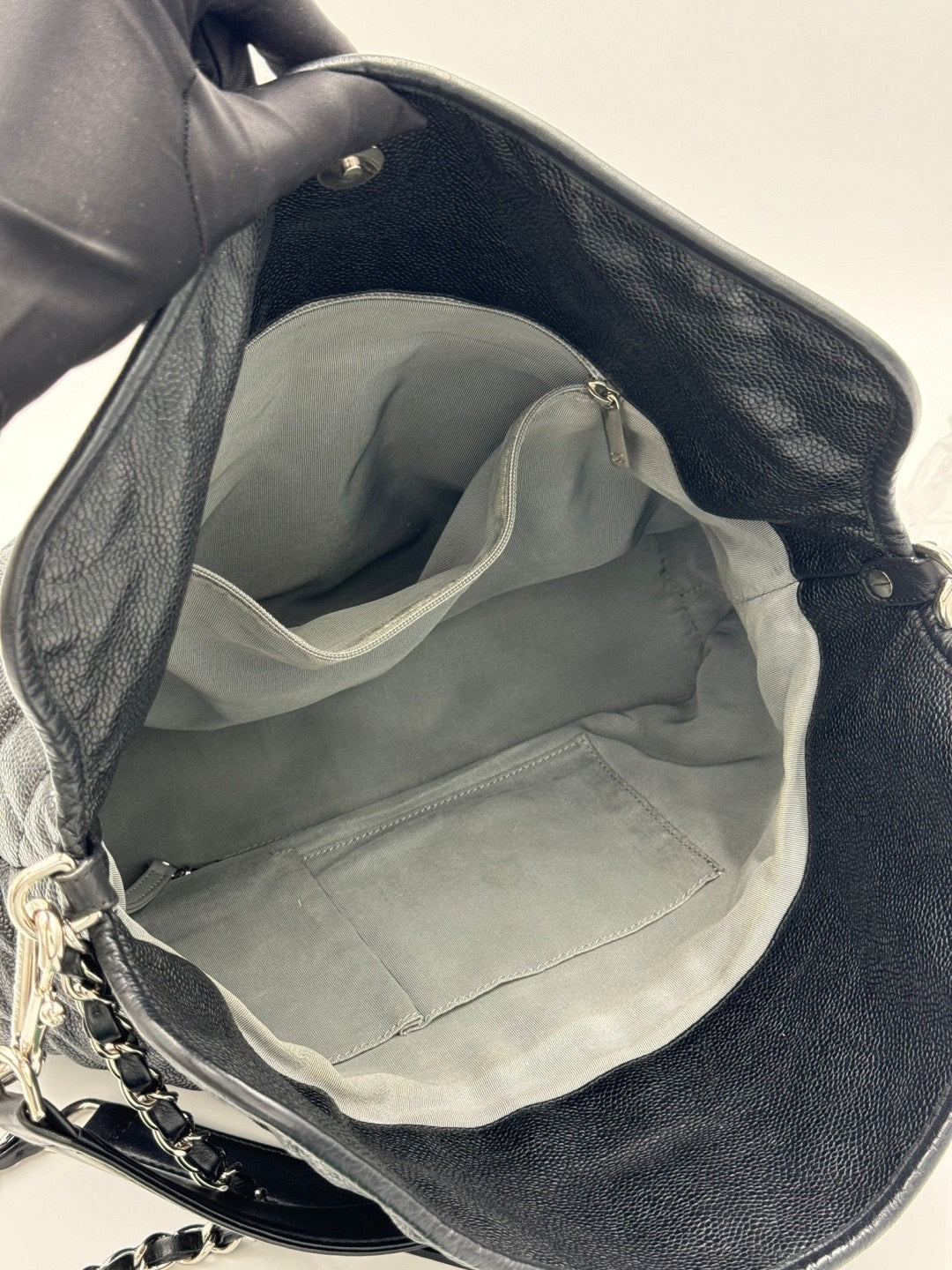 Chanel hobo 機場包 MM  black 黑色 / Rank A 24072113