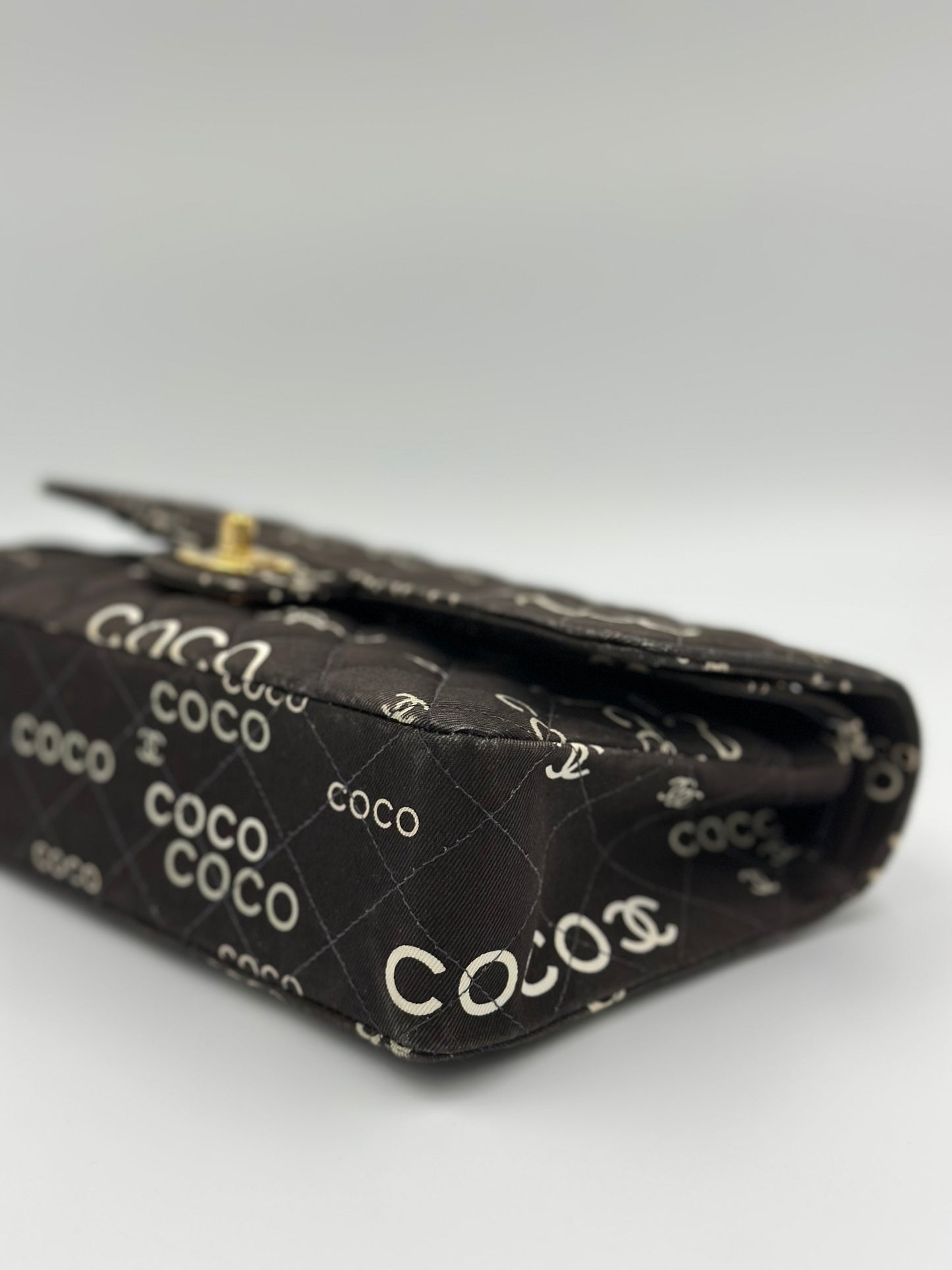 Chanel logo CF 25 / Rank A