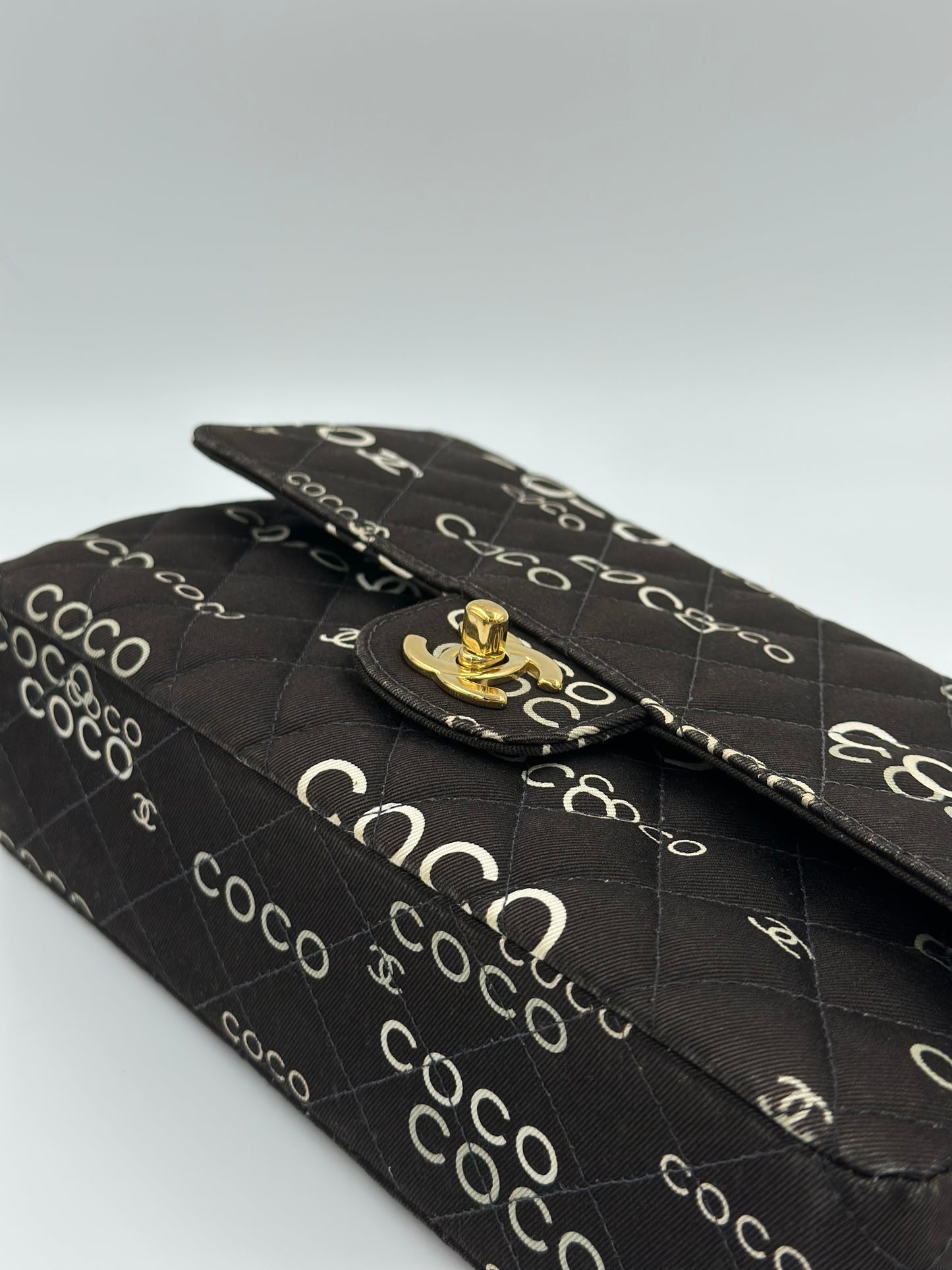 Chanel logo CF 25 / Rank A