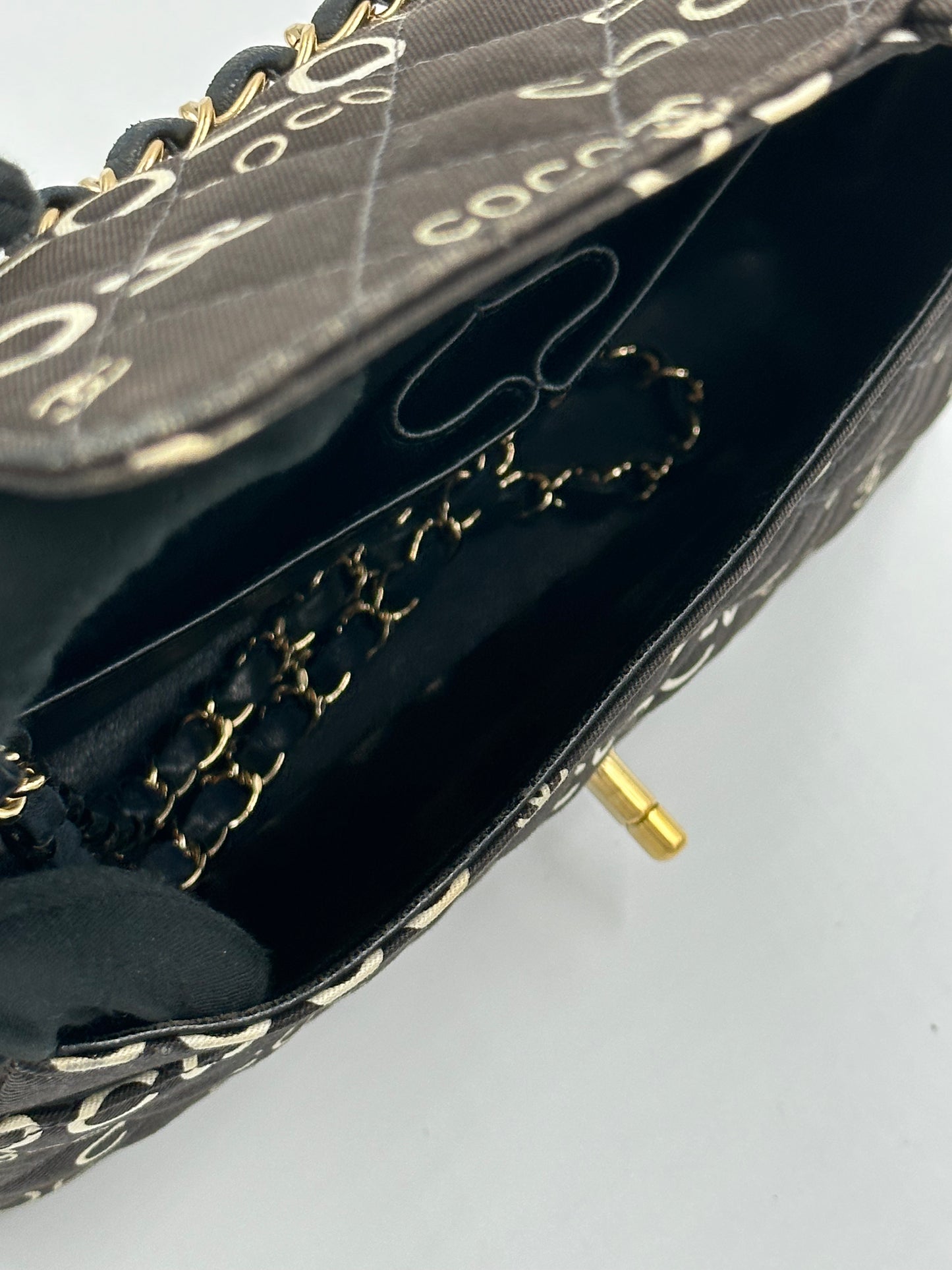 Chanel logo CF 25 / Rank A