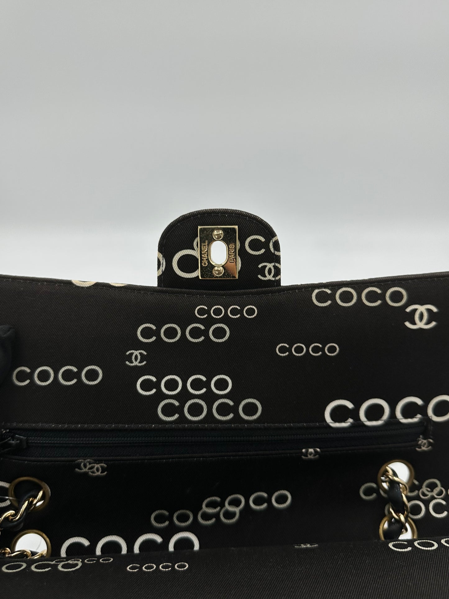 Chanel logo CF 25 / Rank A