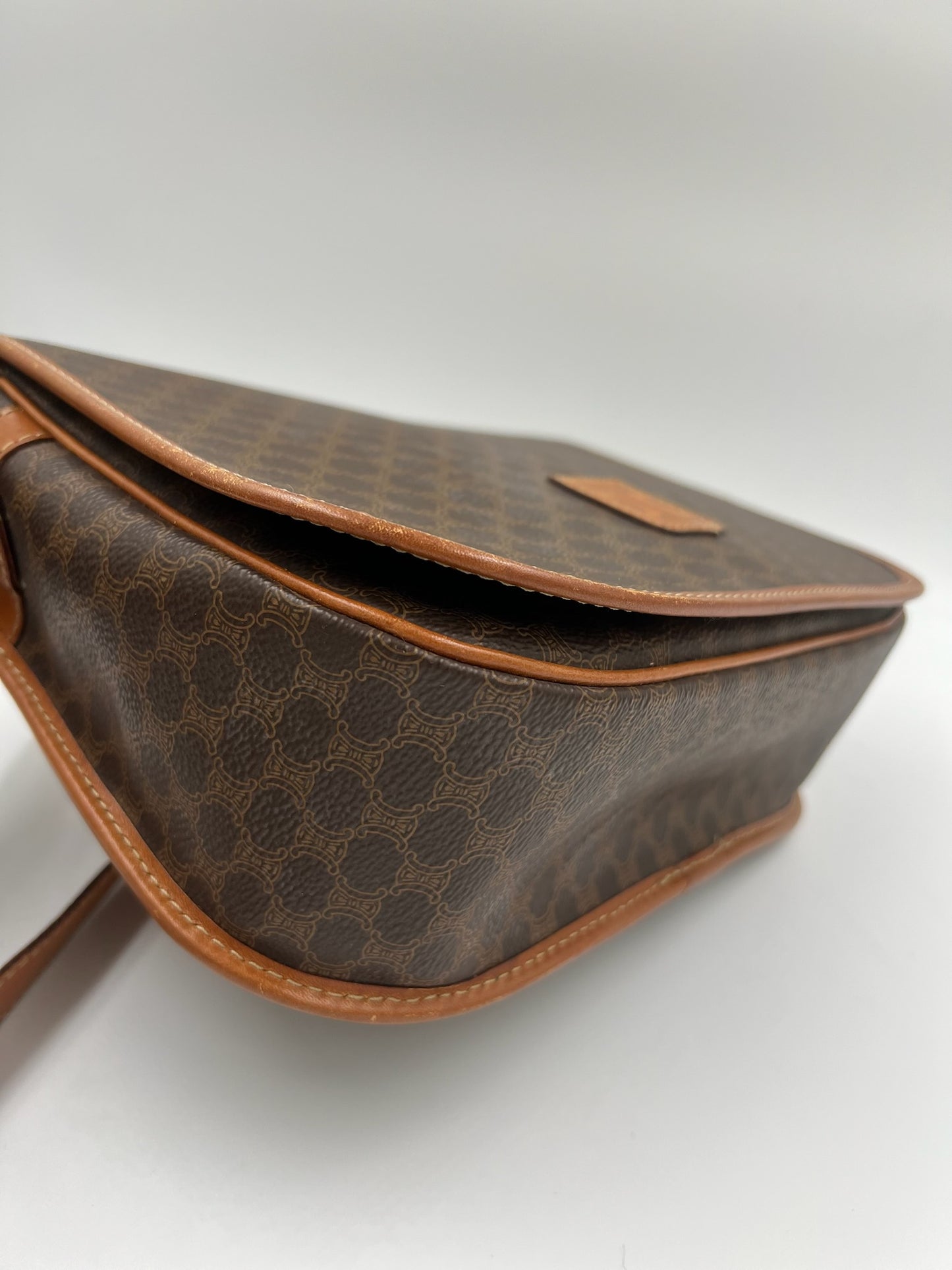 Celine 焦糖色凱旋門馬鞍包