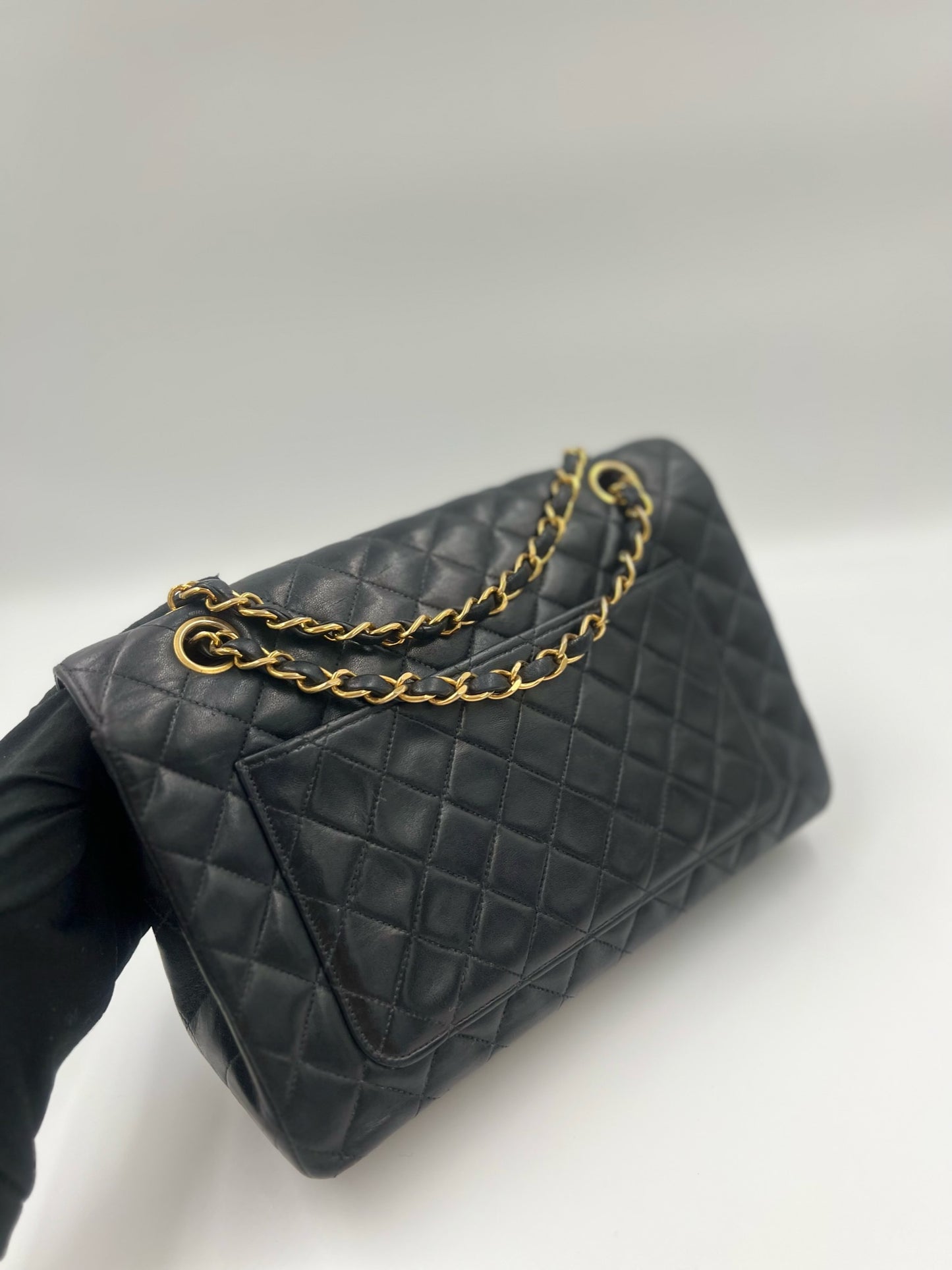 Chanel 圓書包釦CF / Rank SA
