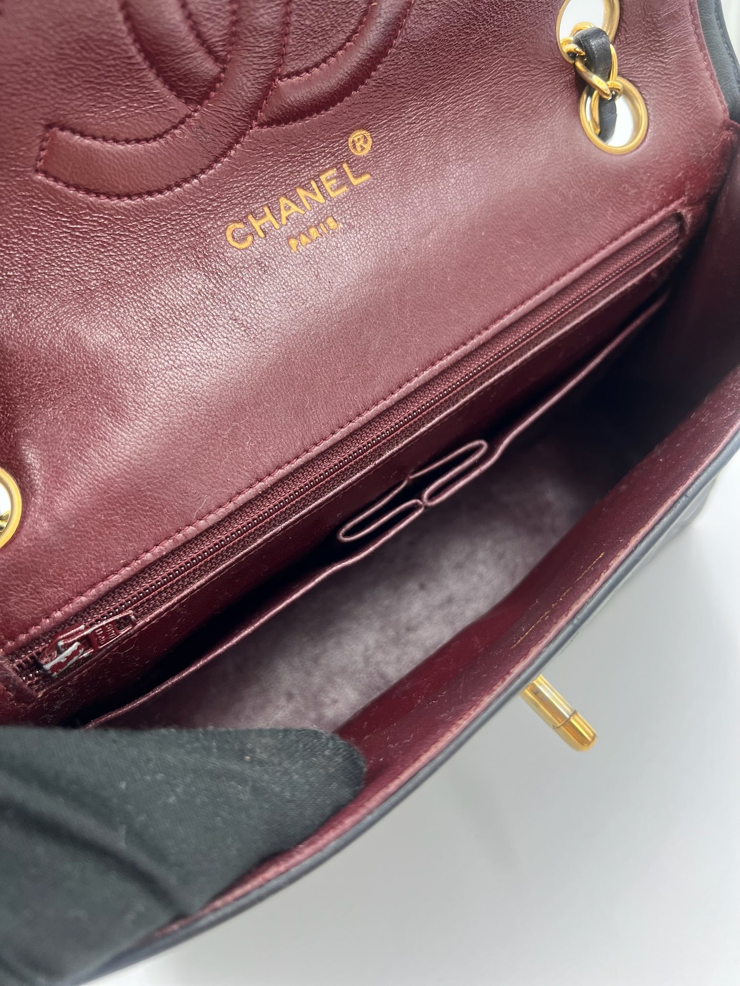 Chanel 圓書包釦CF / Rank SA