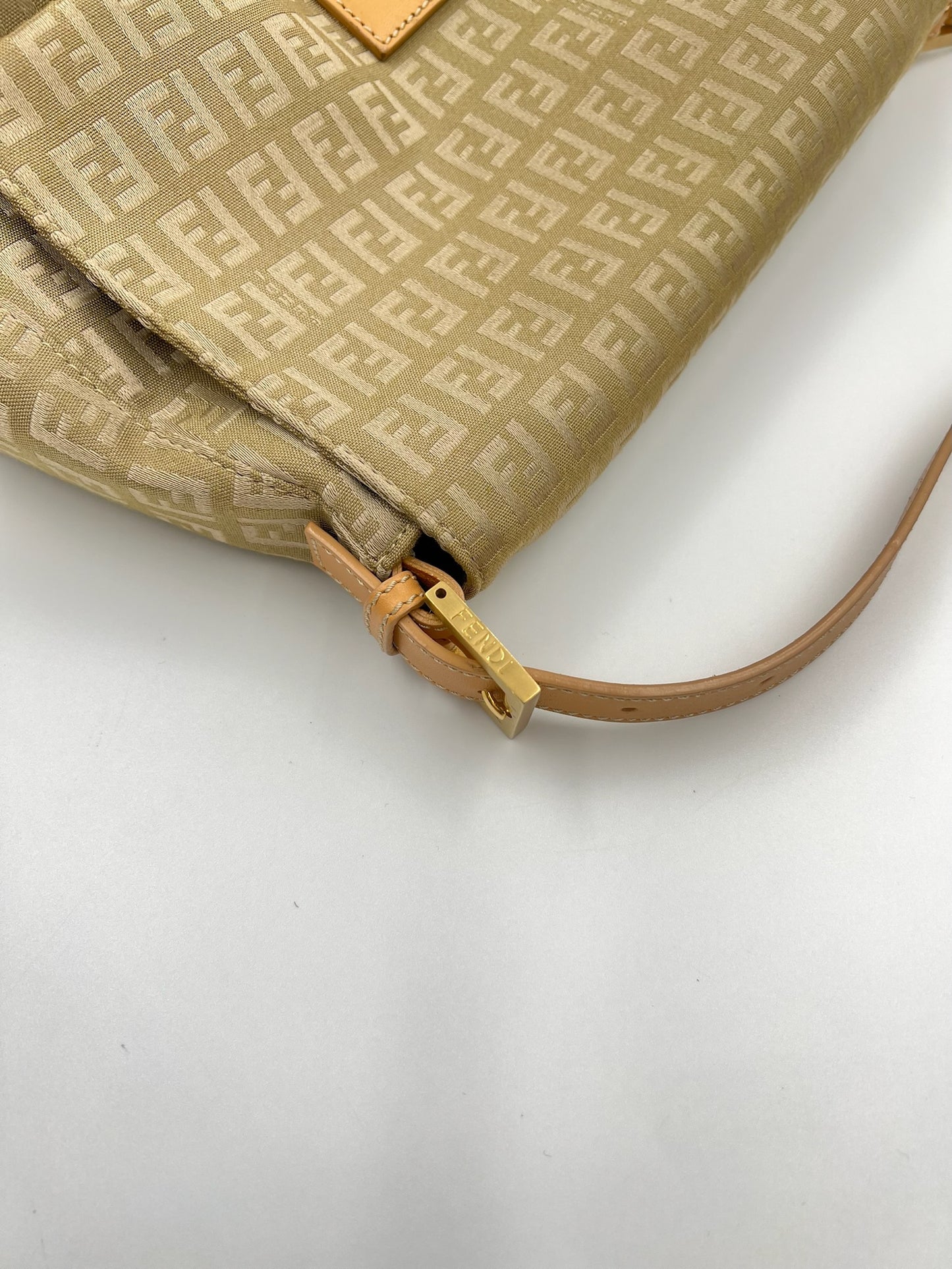 Fendi 奶茶大法棍 / Rank SA