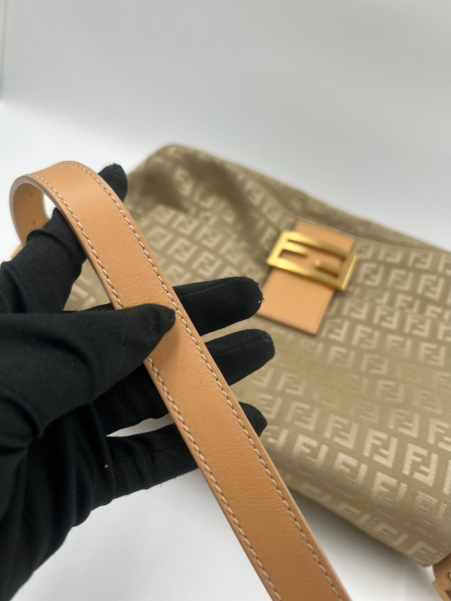 Fendi 奶茶大法棍 / Rank SA