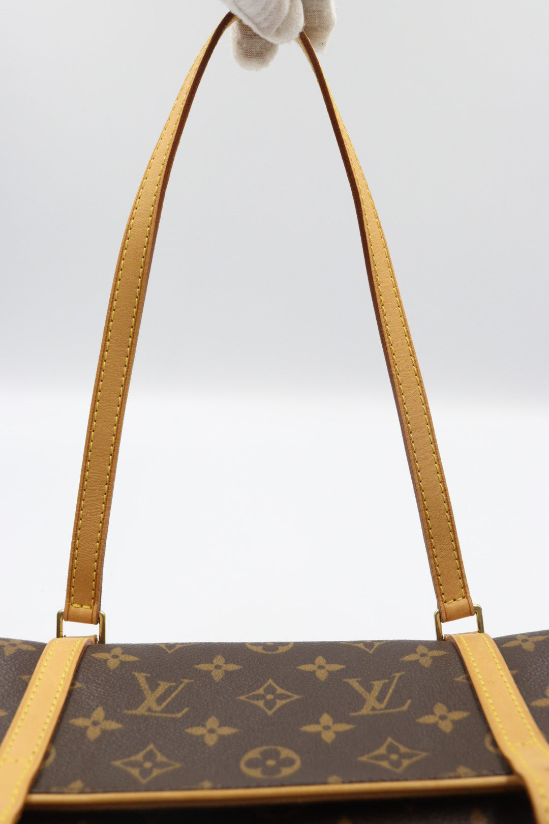 Louis Vuitton  shoulder bag / Rank SA