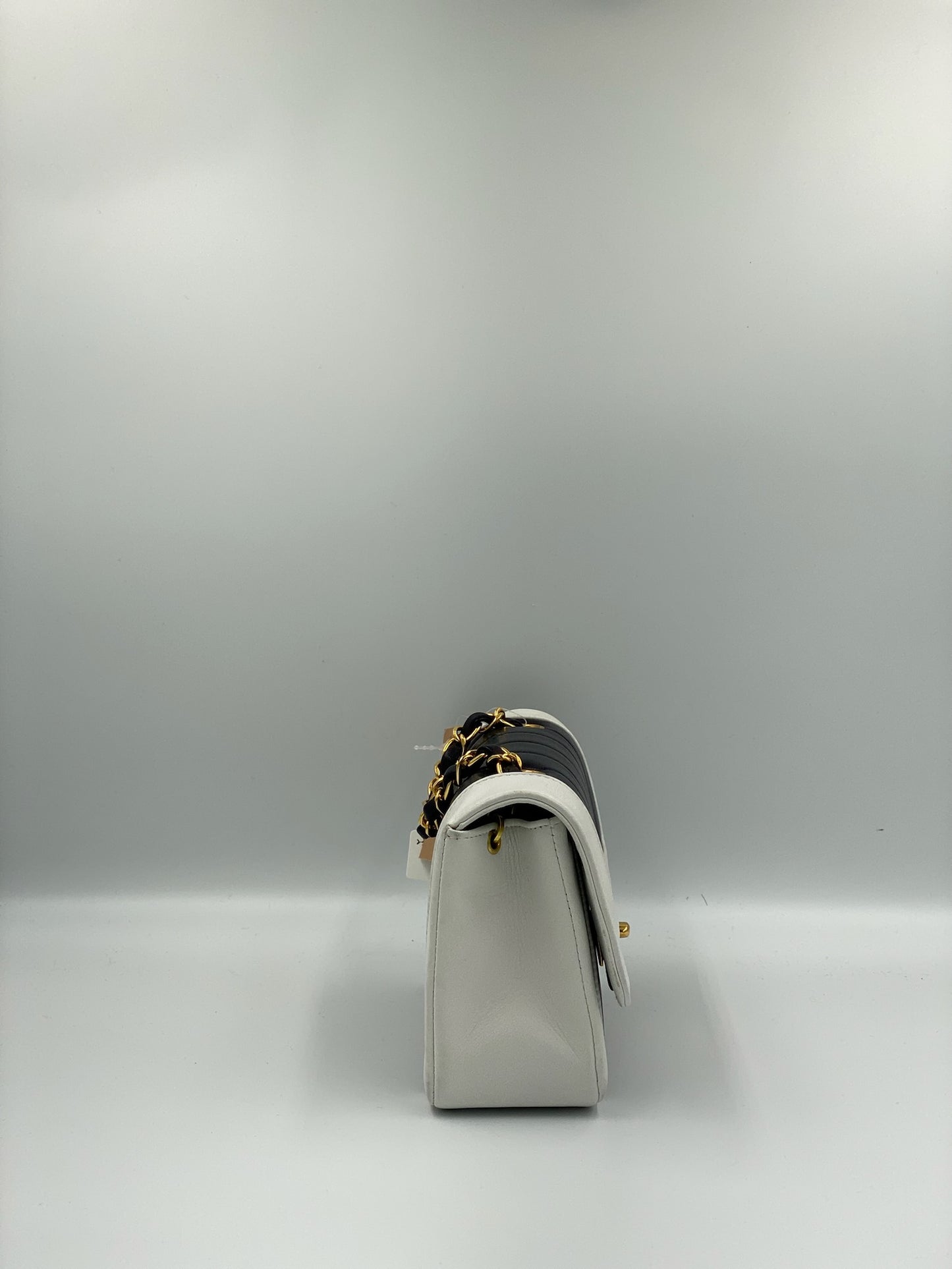 Chanel 拼色金釦豎紋鏈條包/Rank SA