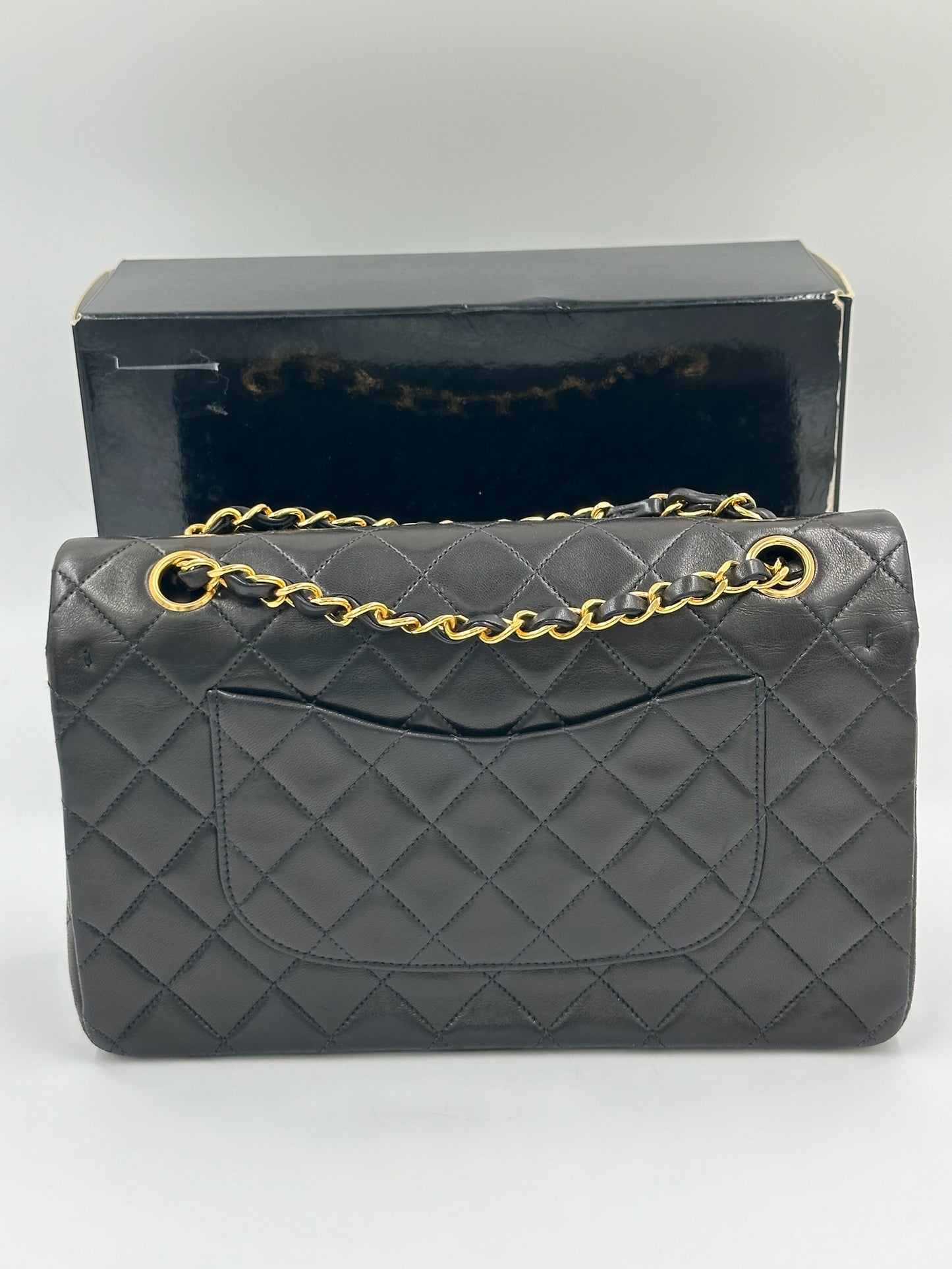 Chanel Classic Flap 25cm / Rank SA