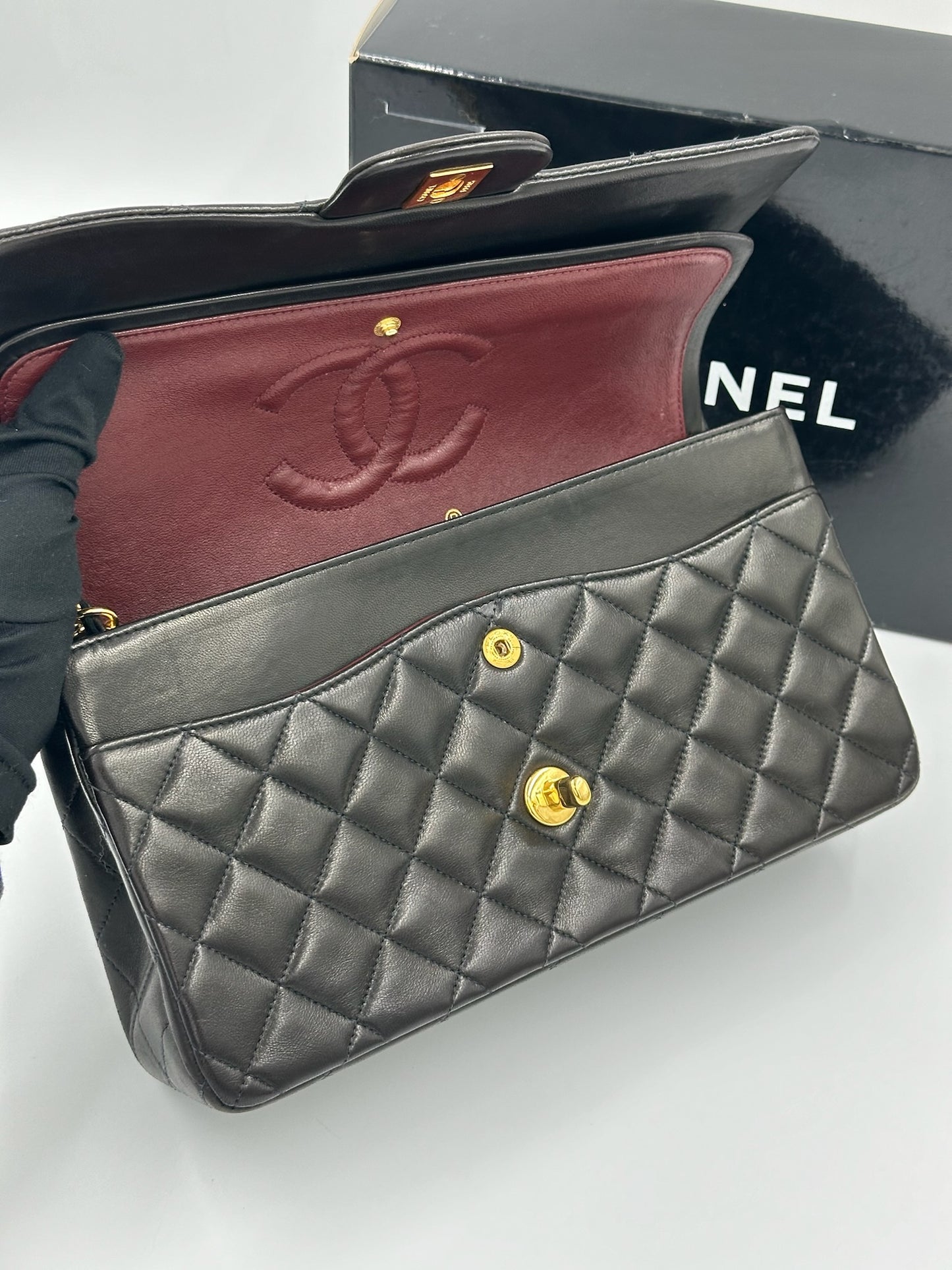 Chanel Classic Flap 25cm / Rank SA