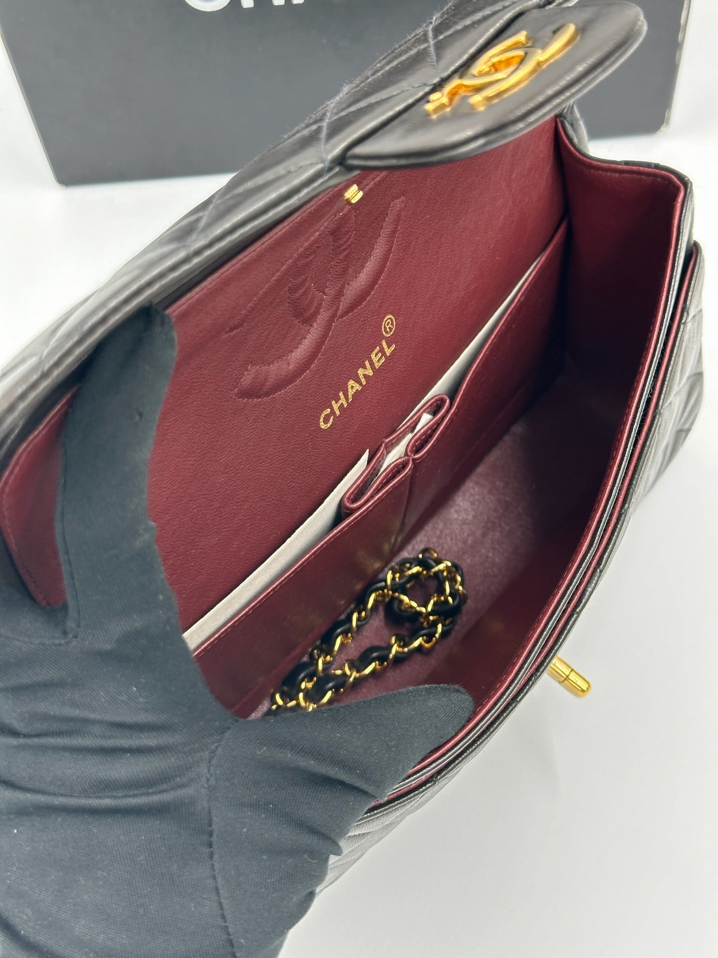 Chanel Classic Flap 25cm / Rank SA
