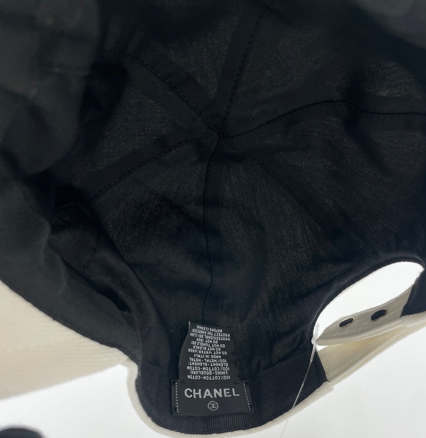 Chanel Cap white / Brand New