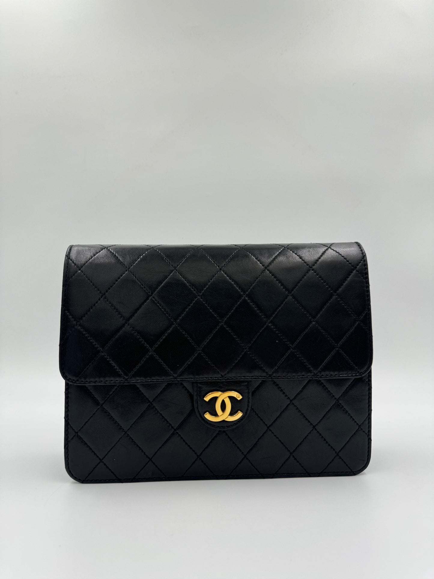 Chanel 22cm vintage 信封包 black 黑色 / Rank AB 24072002