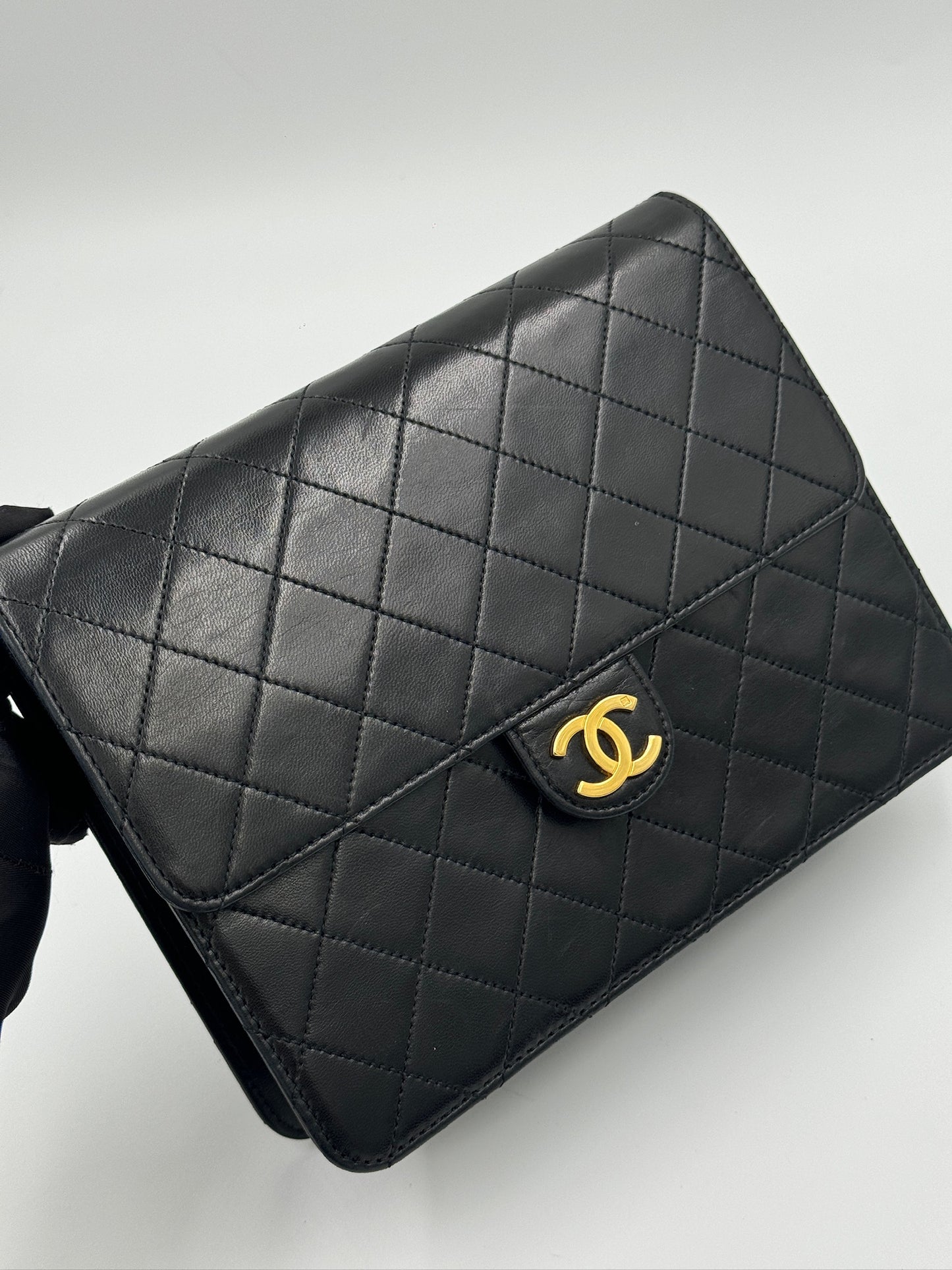 Chanel 22cm vintage 信封包 black 黑色 / Rank AB 24072002