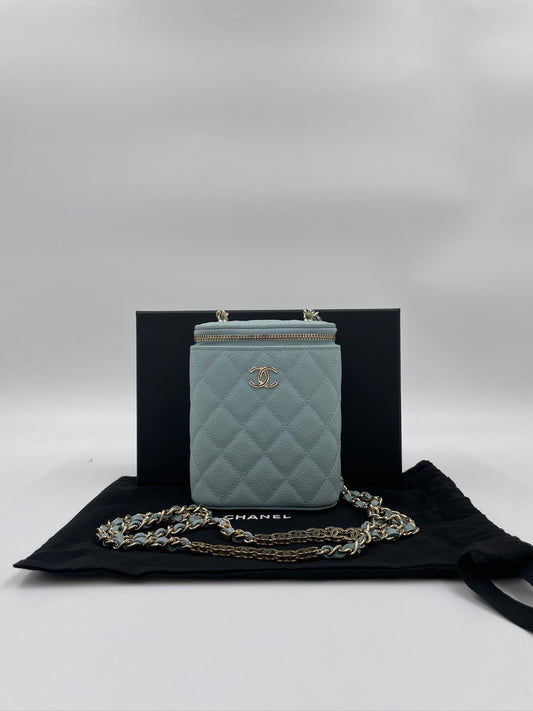 Chanel Baby Blue Case 鏈條包 / Rank SA