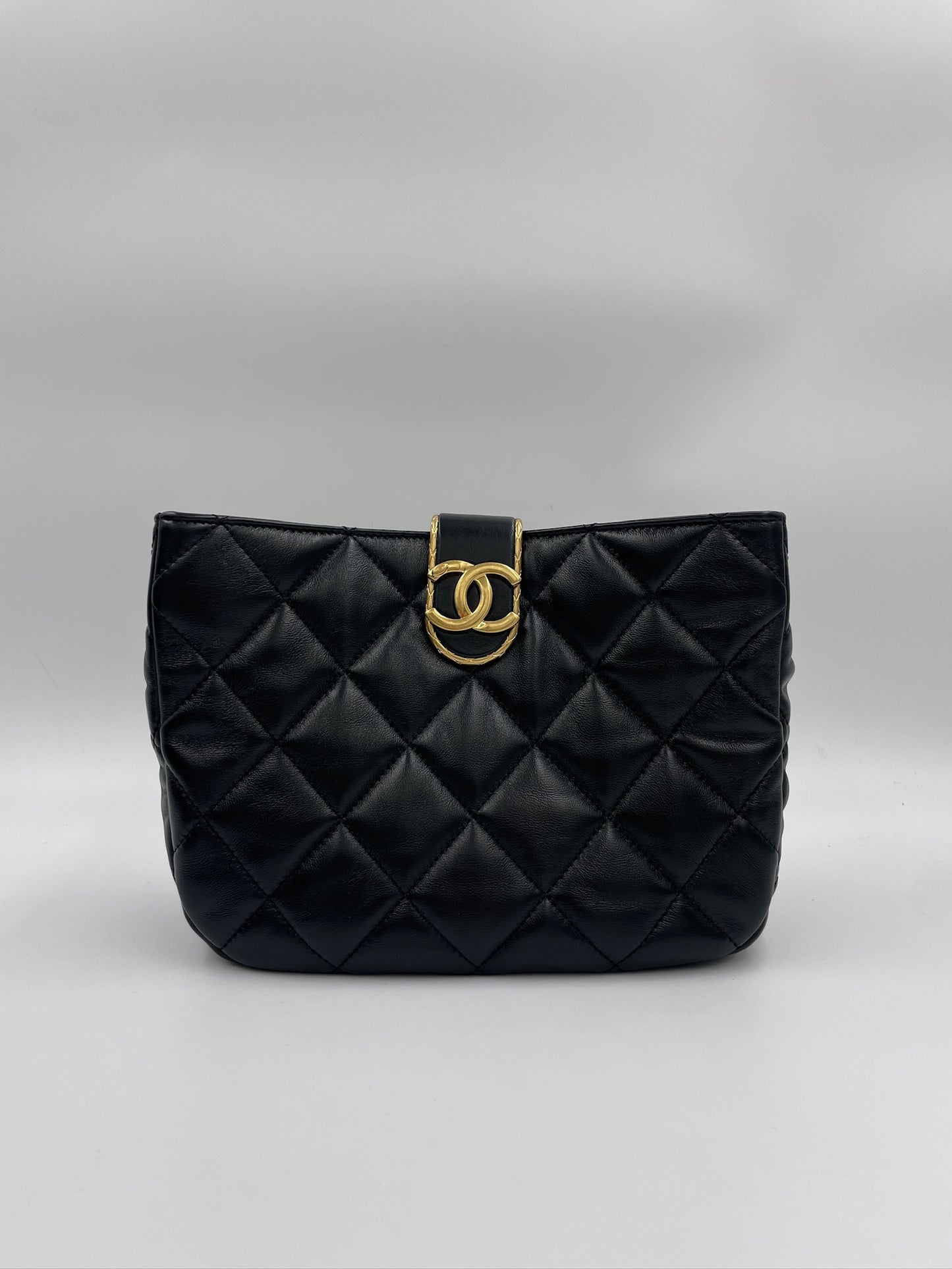 Chanel MINI TOTE / Rank S