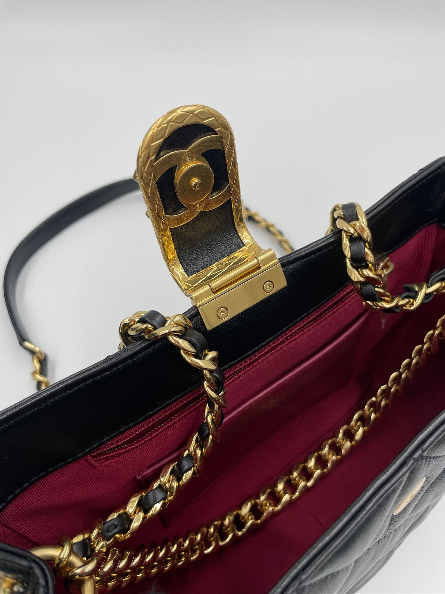 Chanel MINI TOTE / Rank S