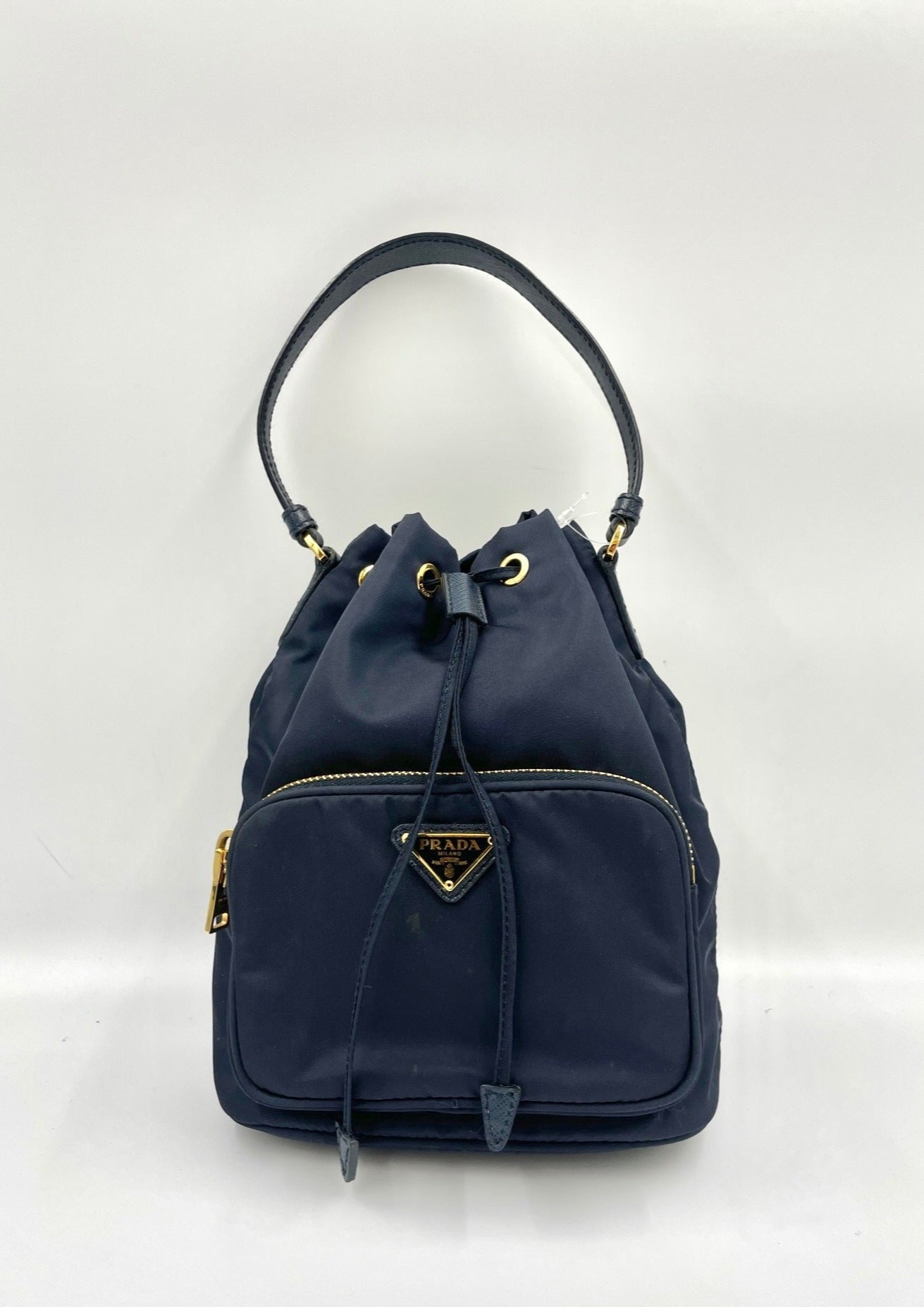 Prada 深藍色尼龍水桶包 / Rank SA