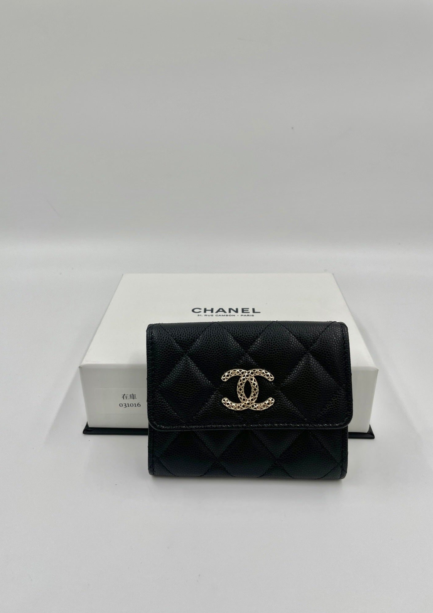 Chanel 23P 黑色鏤空LOGO卡包/NEW