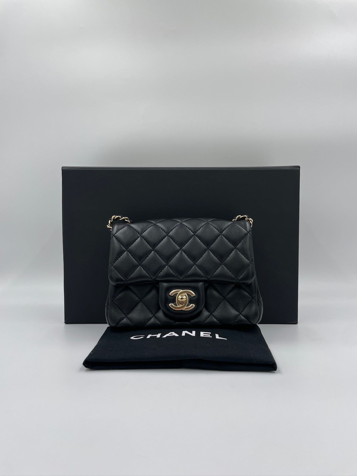 Chanel Coco Mini 足球季節款 / Rank S