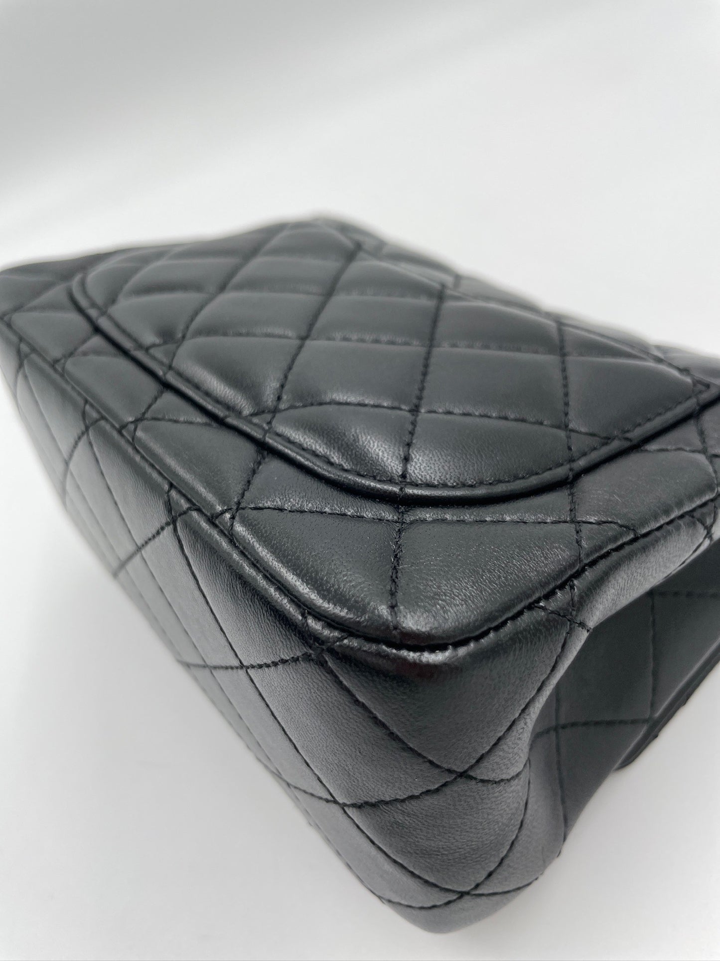 Chanel Coco Mini 足球季節款 / Rank S