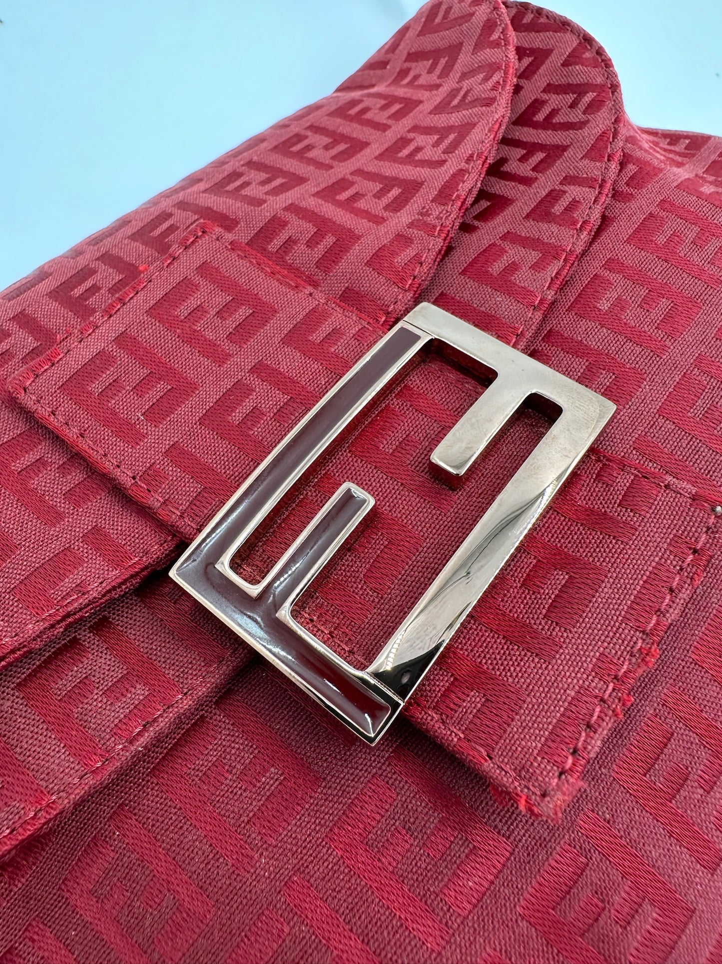 Fendi 大法棍 紅色 Bag / Rank SA S240411008