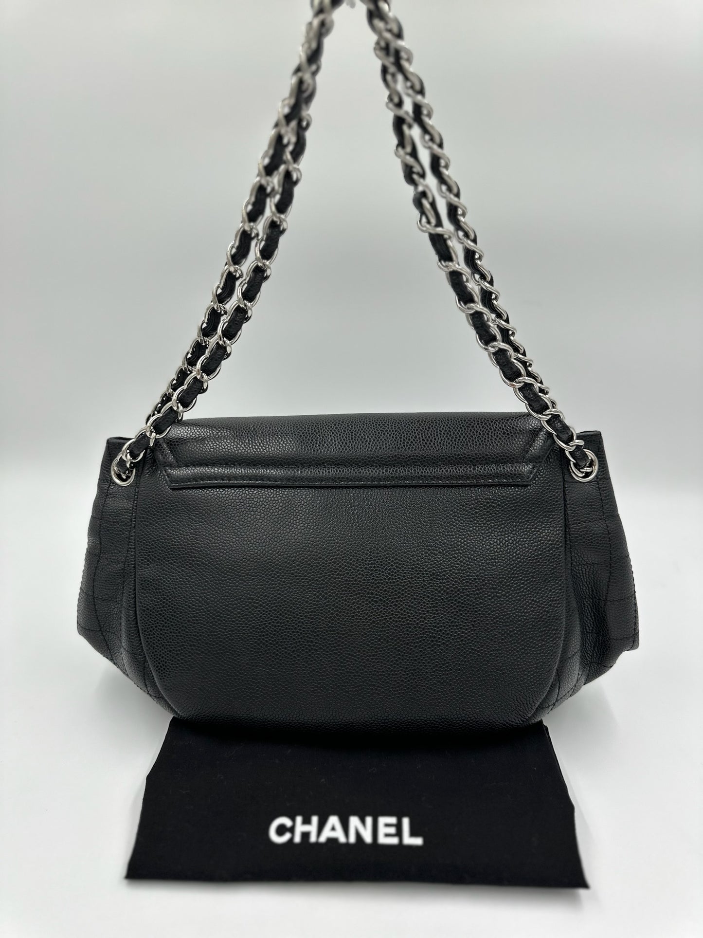 Chanel 半月型雙鏈條荔枝皮  黑銀 / Rank A 24072317