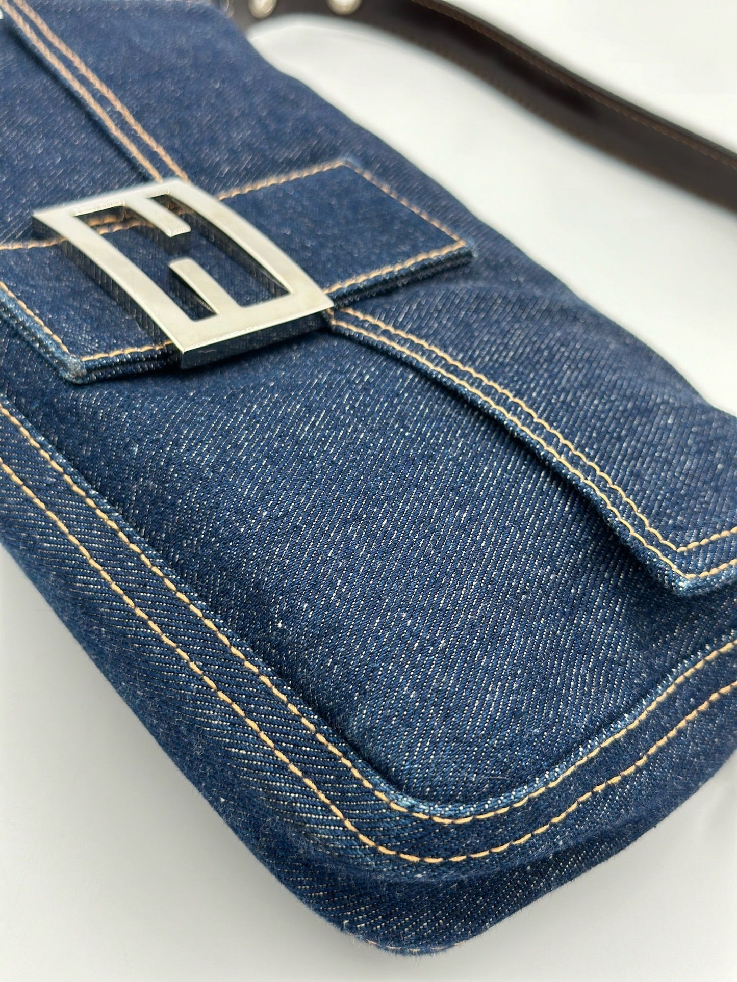 Fendi Denim 牛仔法棍 / Rank A S240411009