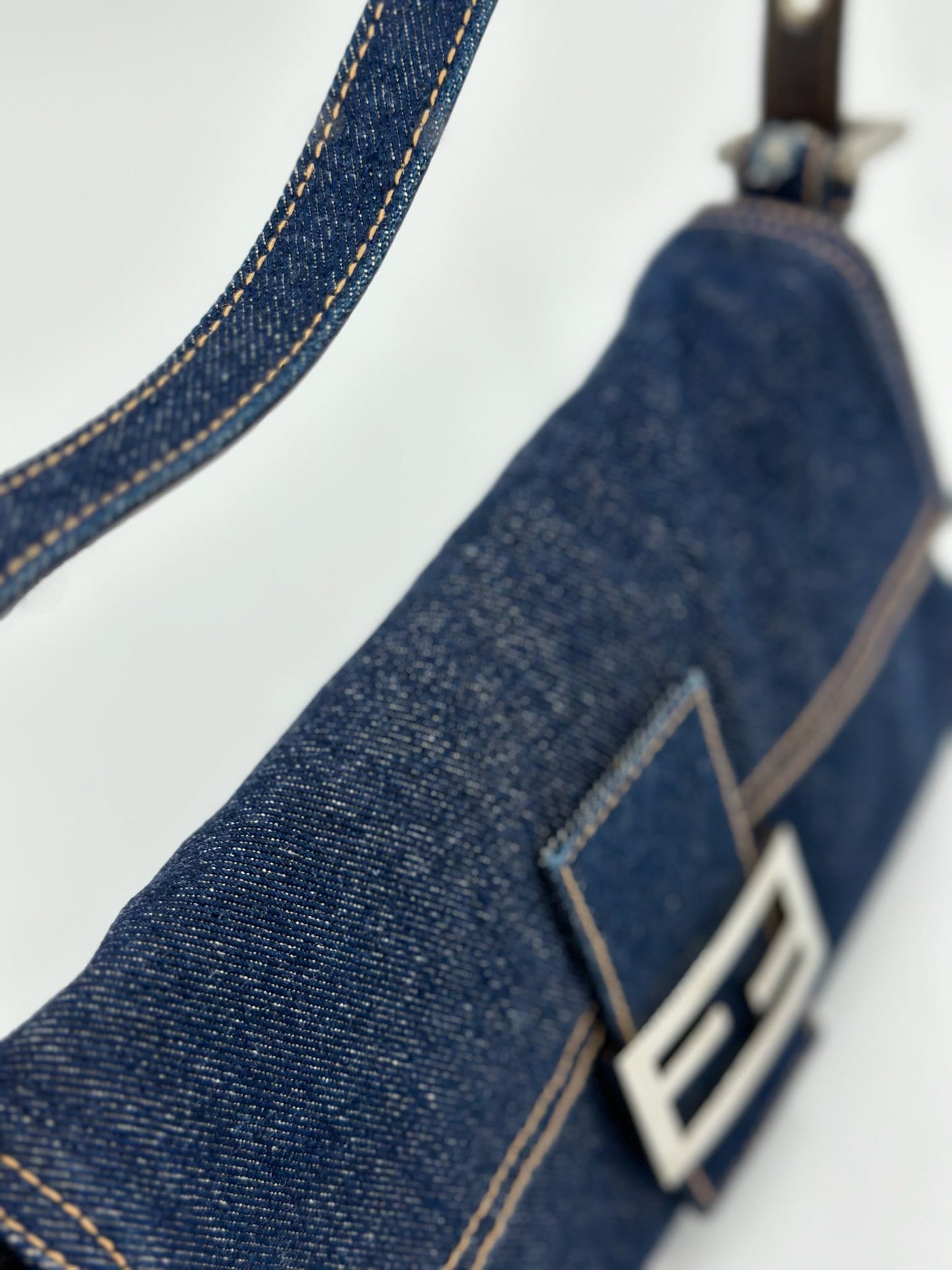 Fendi Denim 牛仔法棍 / Rank A S240411009