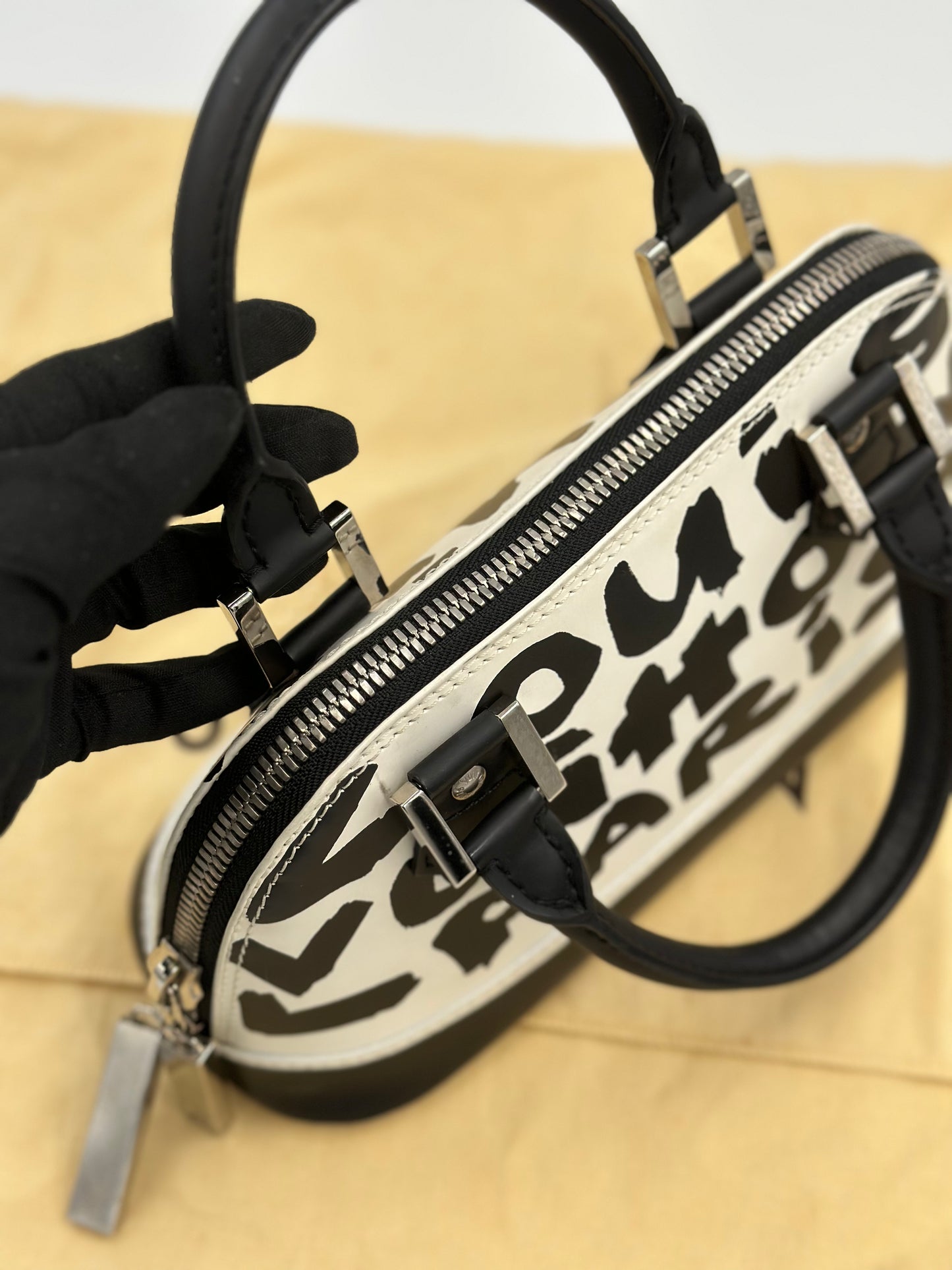 Louis Vuitton Alma BB / Rank A 24072012