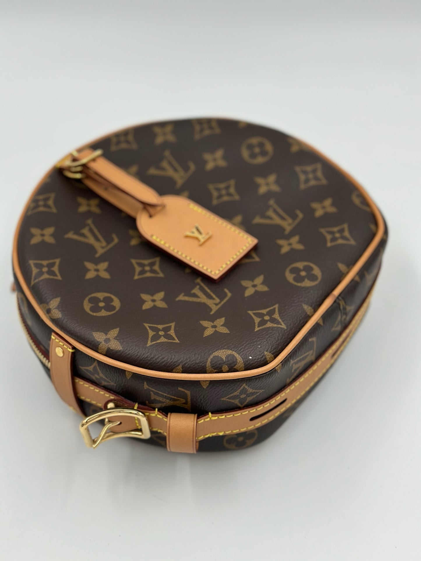 Louis Vuitton LV 圓餅包 M43514  / Rank NS 24072008