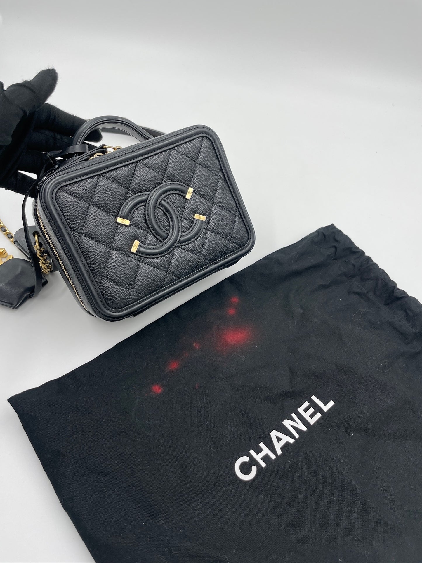 Chanel vantiy case 深藍 / Rank A S240401002