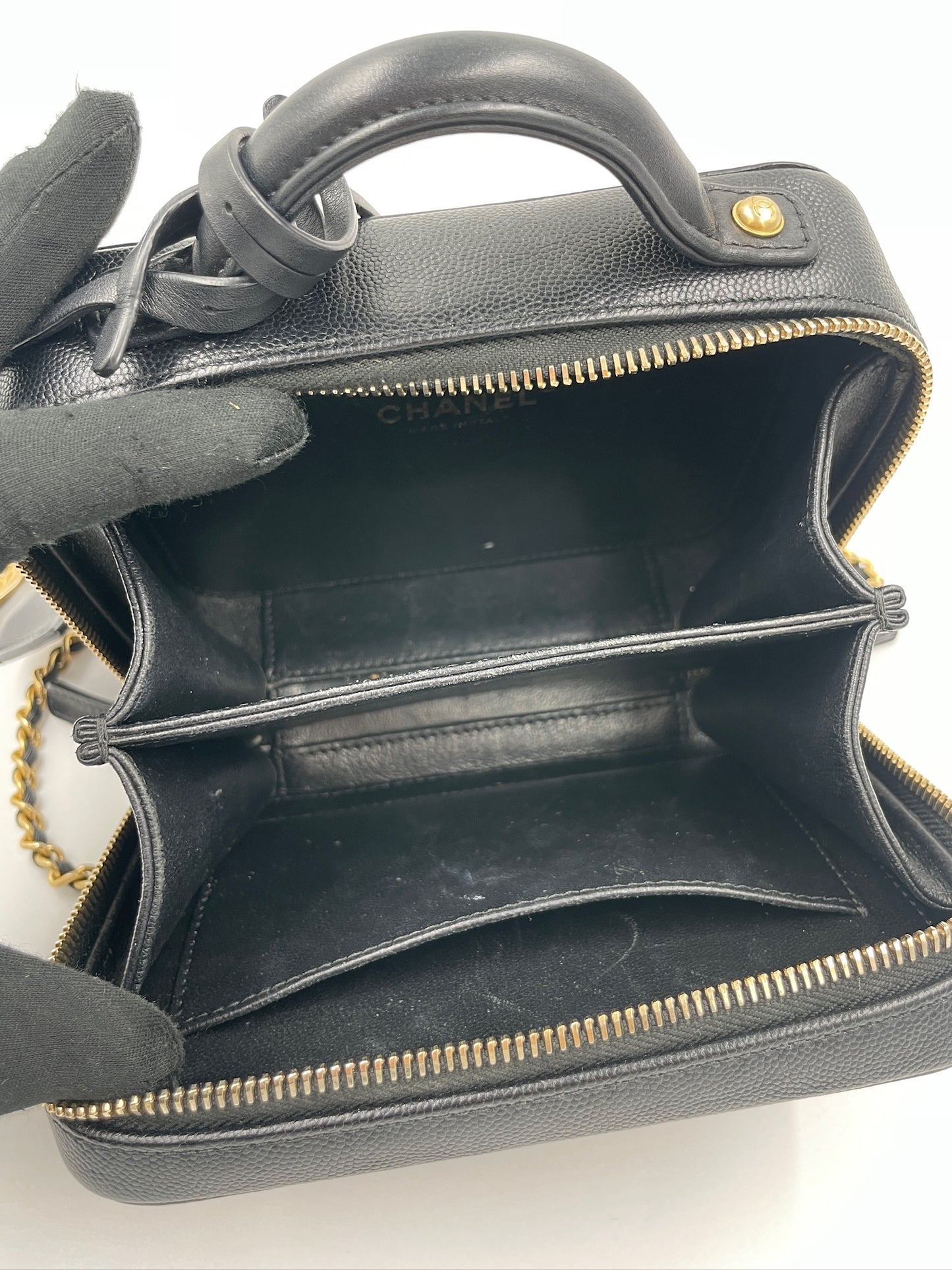 Chanel vantiy case 深藍 / Rank A S240401002