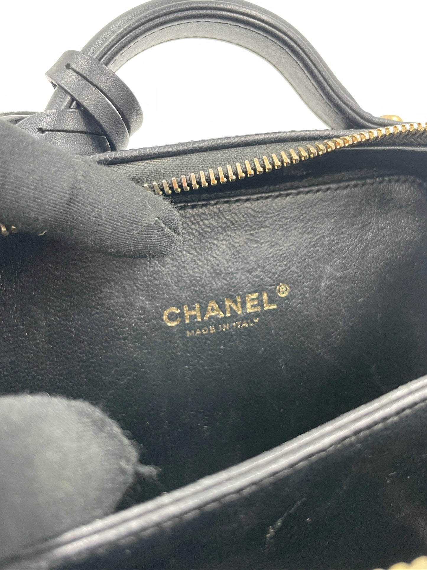 Chanel vantiy case 深藍 / Rank A S240401002