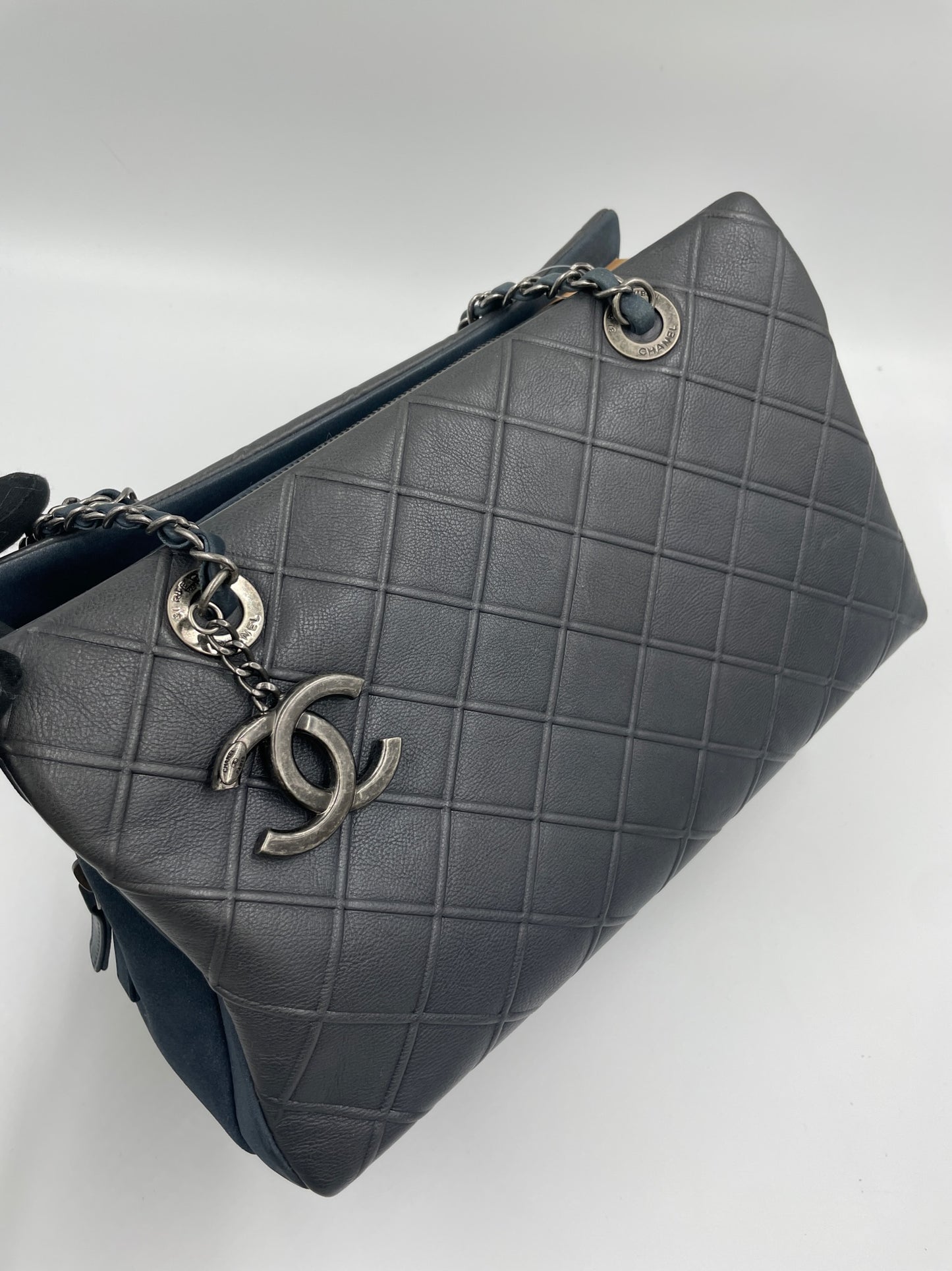 Chanel 牛皮黑銀托特包/Rank SA