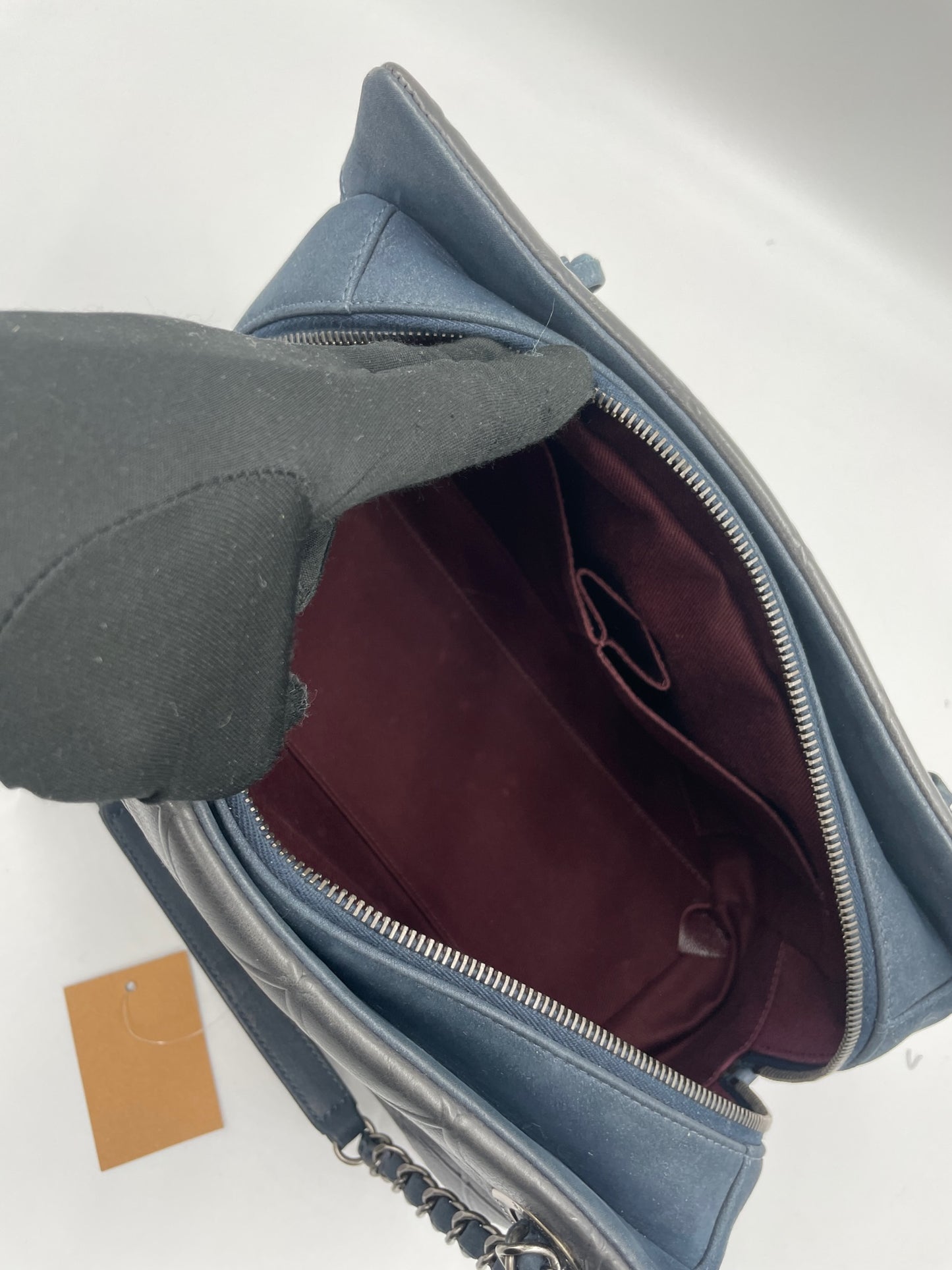 Chanel 牛皮黑銀托特包/Rank SA