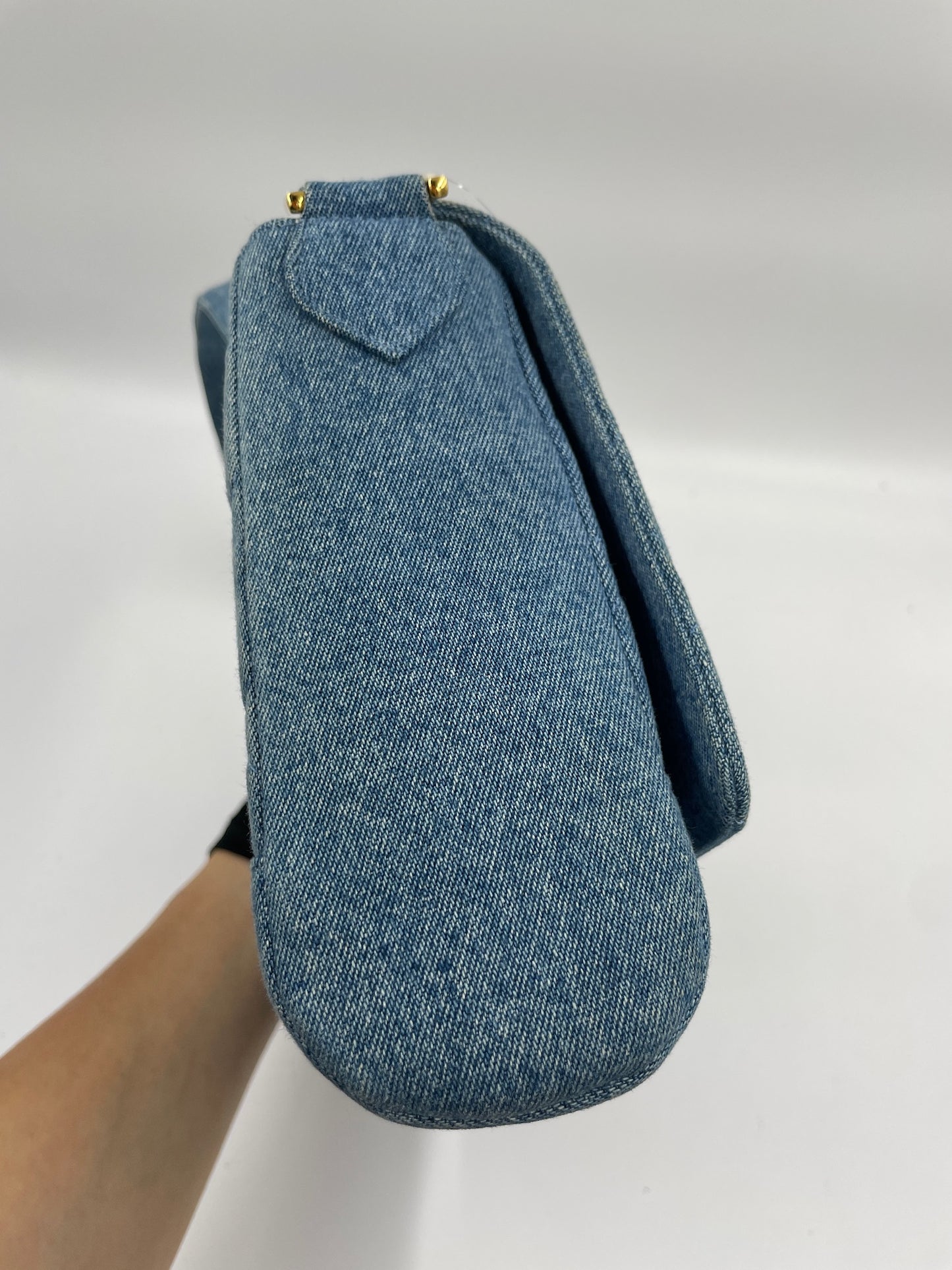 Chanel 牛仔單肩包 / Rank SA