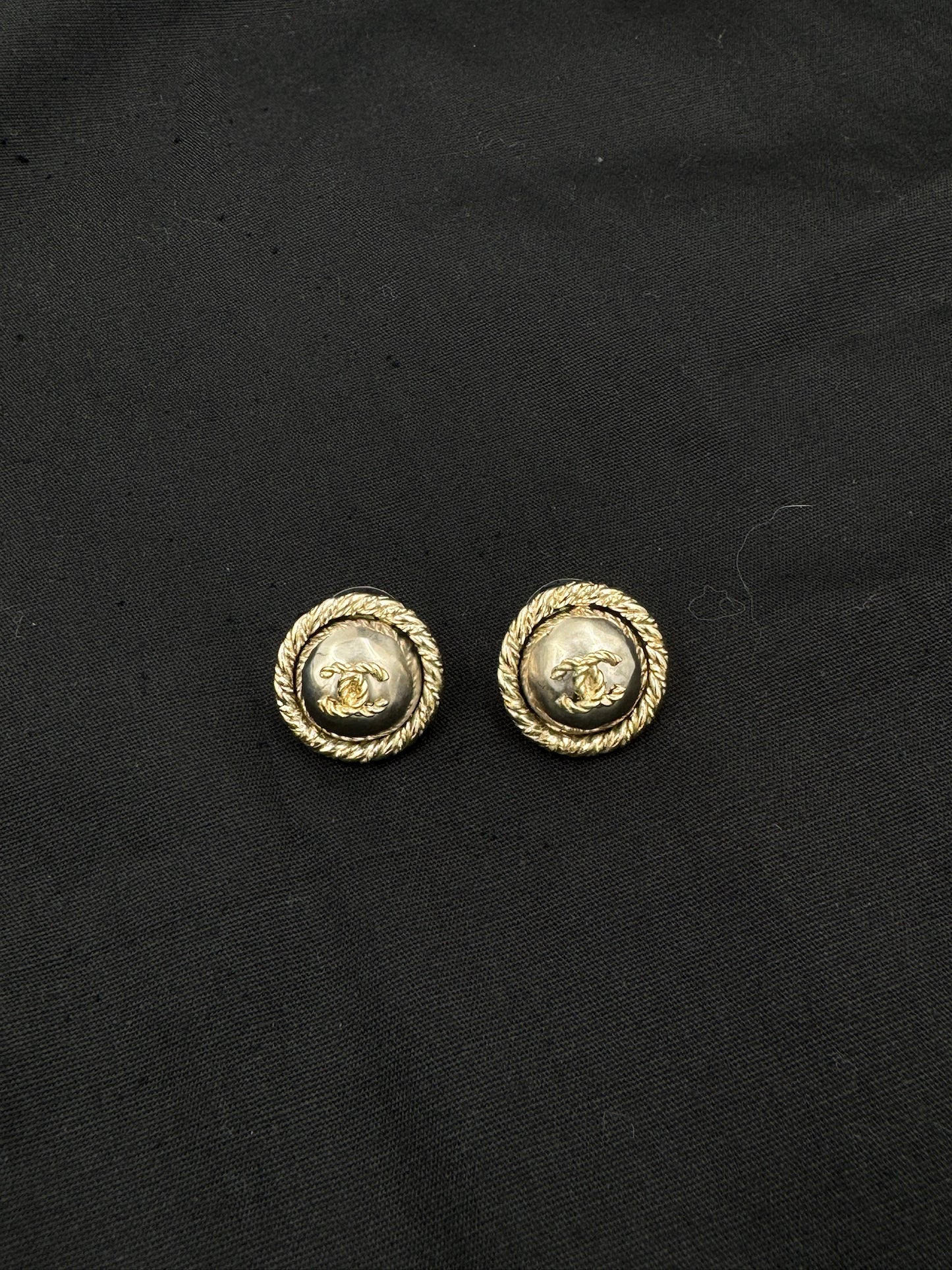 Chanel Round-shaped Earrings 金色圓圈耳環 Gold / Rank N