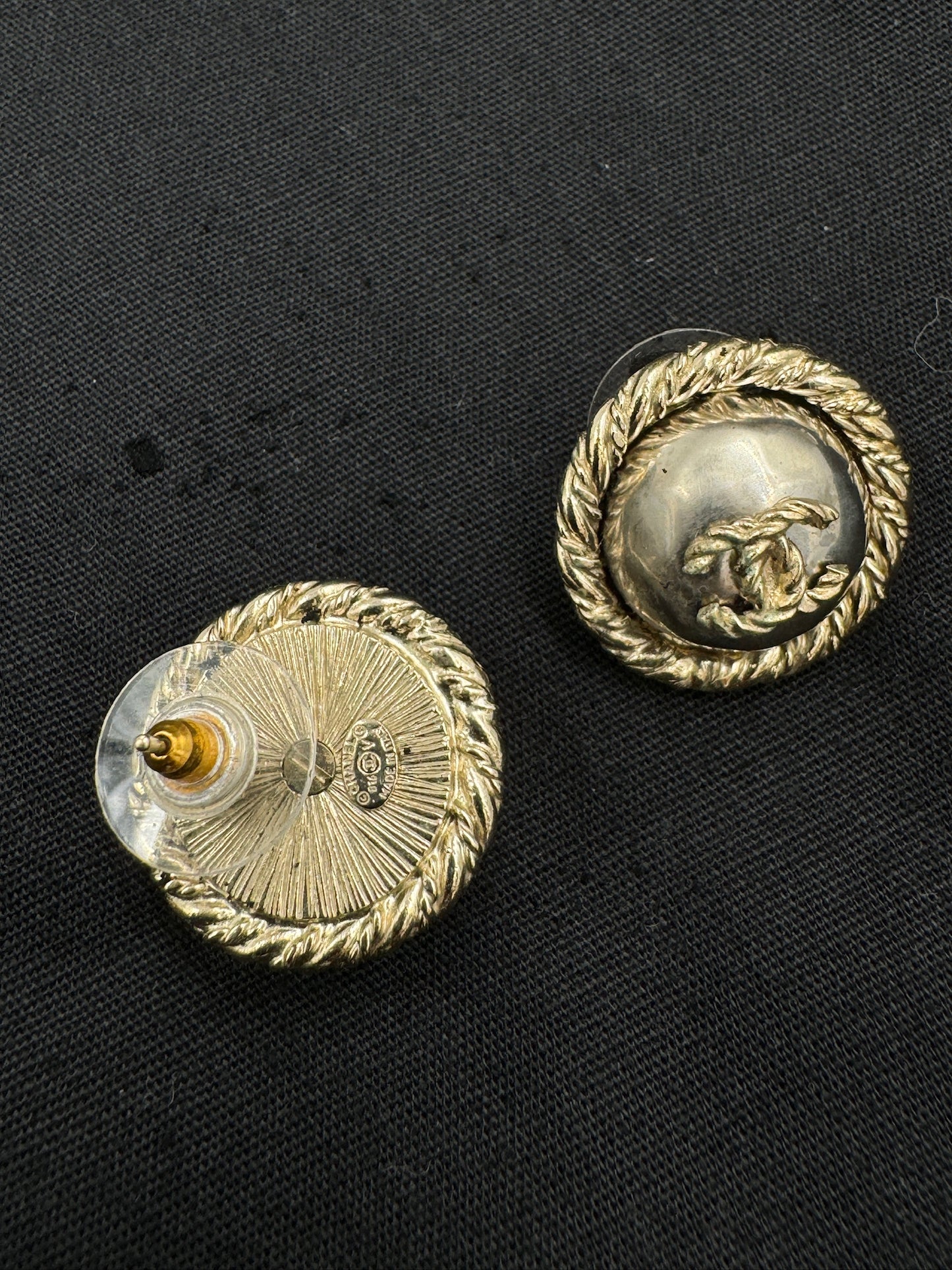 Chanel Round-shaped Earrings 金色圓圈耳環 Gold / Rank N